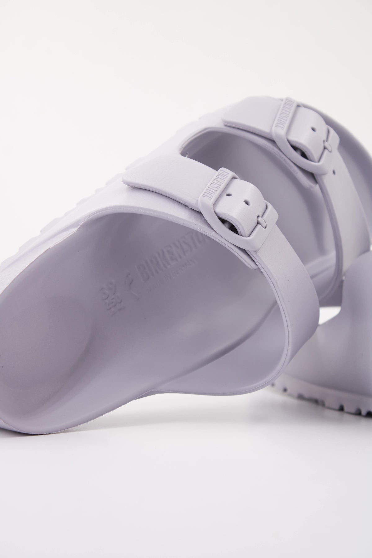 BIRKENSTOCK 1032880BI en color VIOLETA (5)
