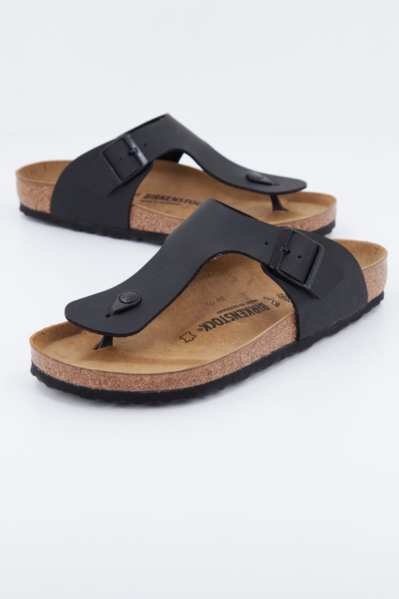 BIRKENSTOCK 44791BI  en color NEGRO (1)