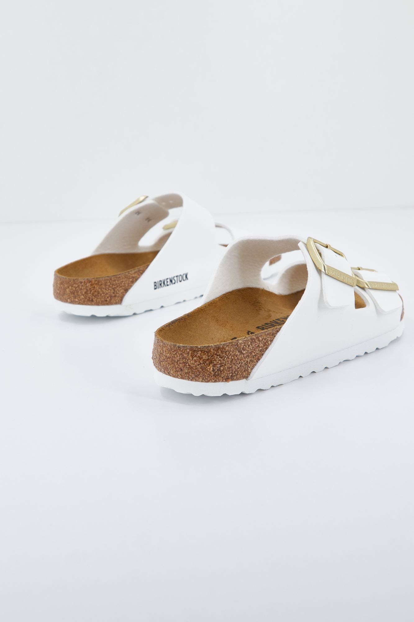 BIRKENSTOCK ARIZONA BF PATENT en color BLANCO (2)