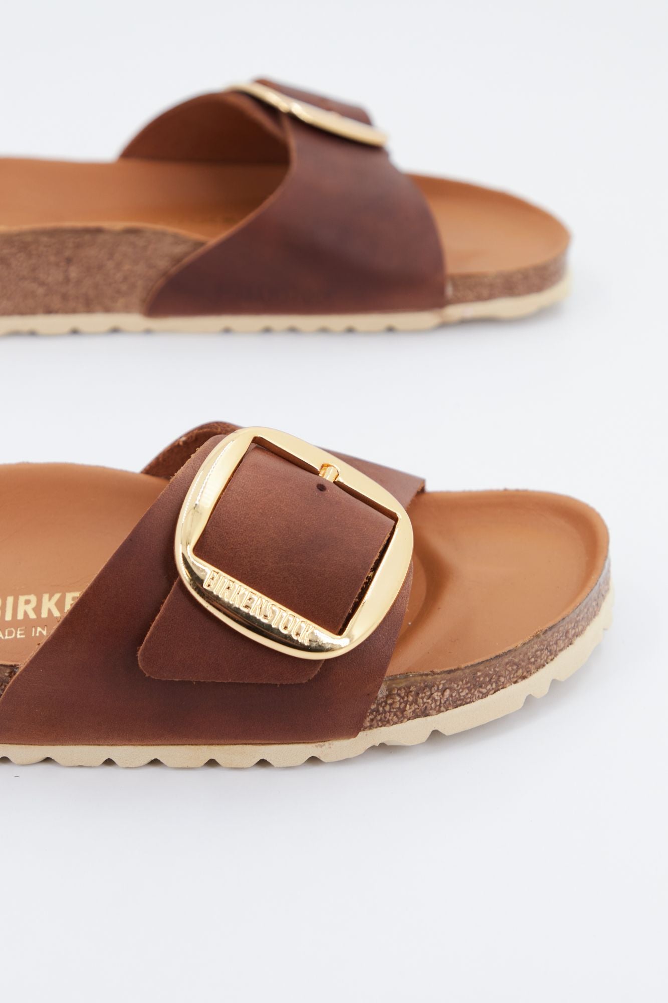 BIRKENSTOCK  MADRID BIG BUCKLE FL en color MARRON (2)