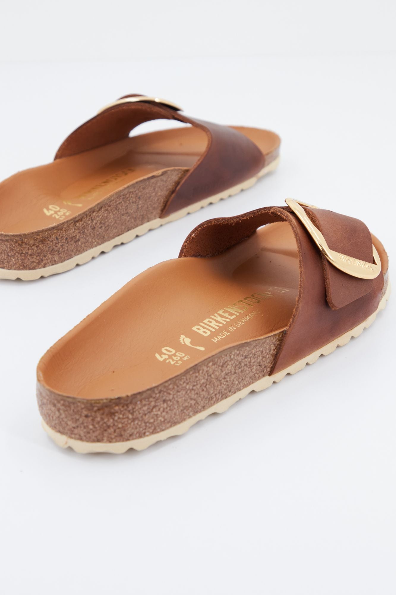 BIRKENSTOCK  MADRID BIG BUCKLE FL en color MARRON (3)