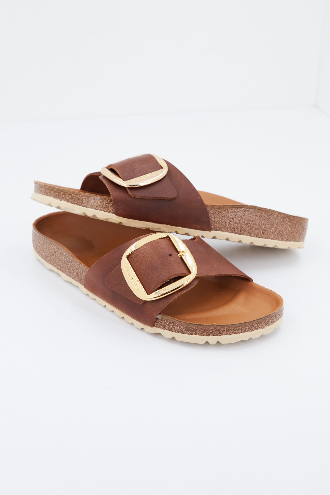 BIRKENSTOCK  MADRID BIG BUCKLE FL en color MARRON (4)