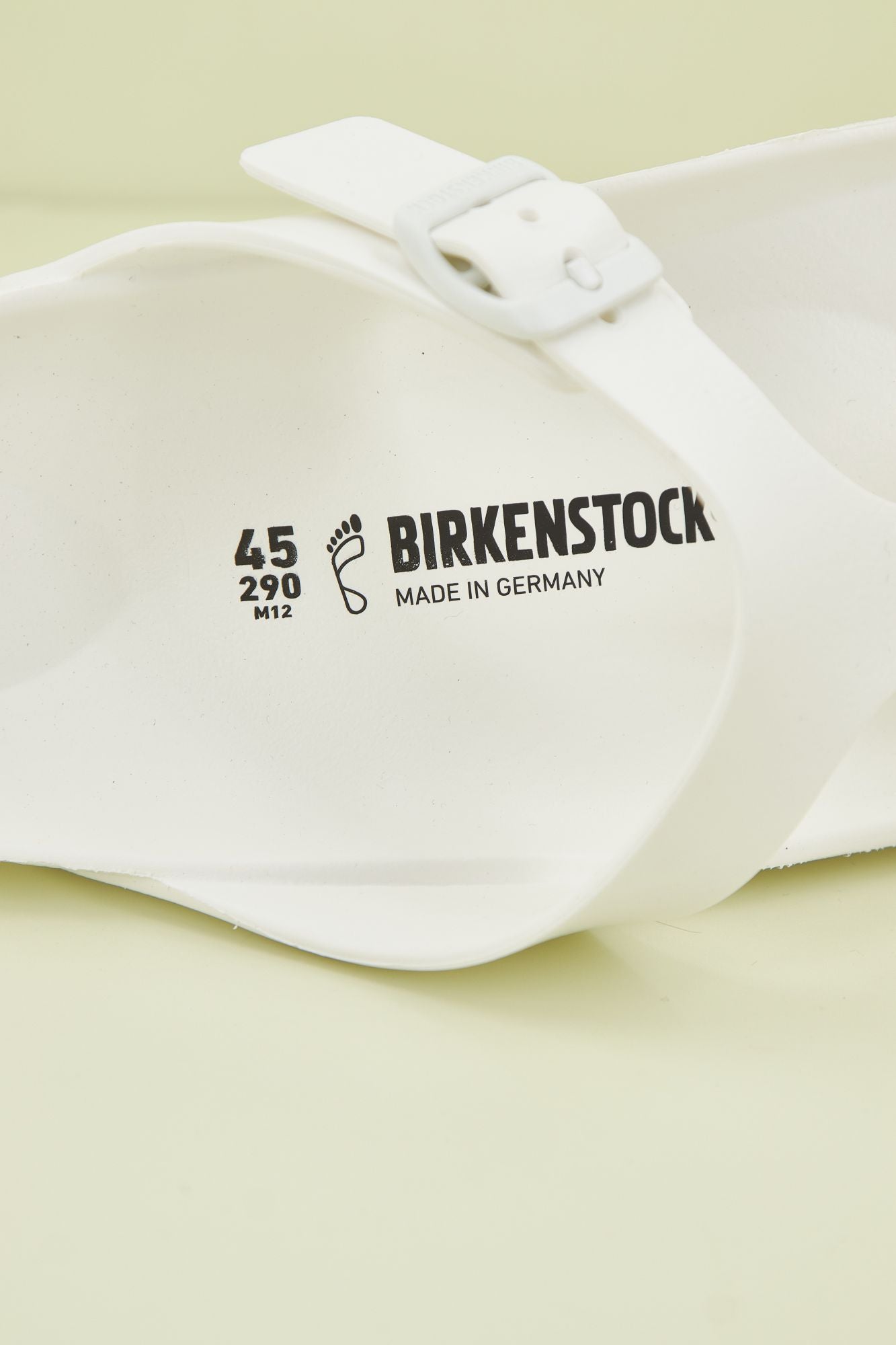 BIRKENSTOCK GIZEH EVA en color BLANCO (2)
