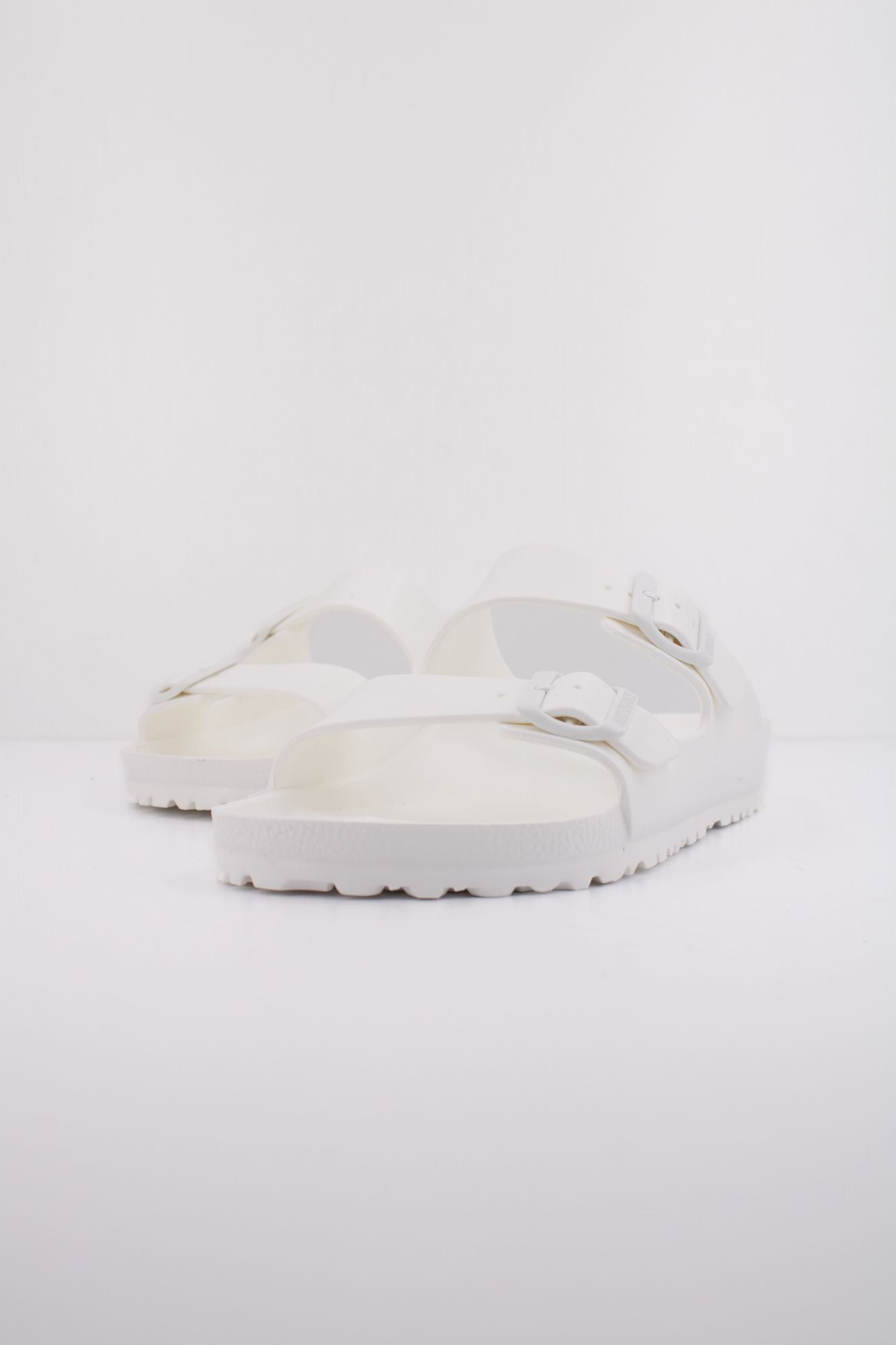 BIRKENSTOCK ARIZONA EVA en color BLANCO (2)