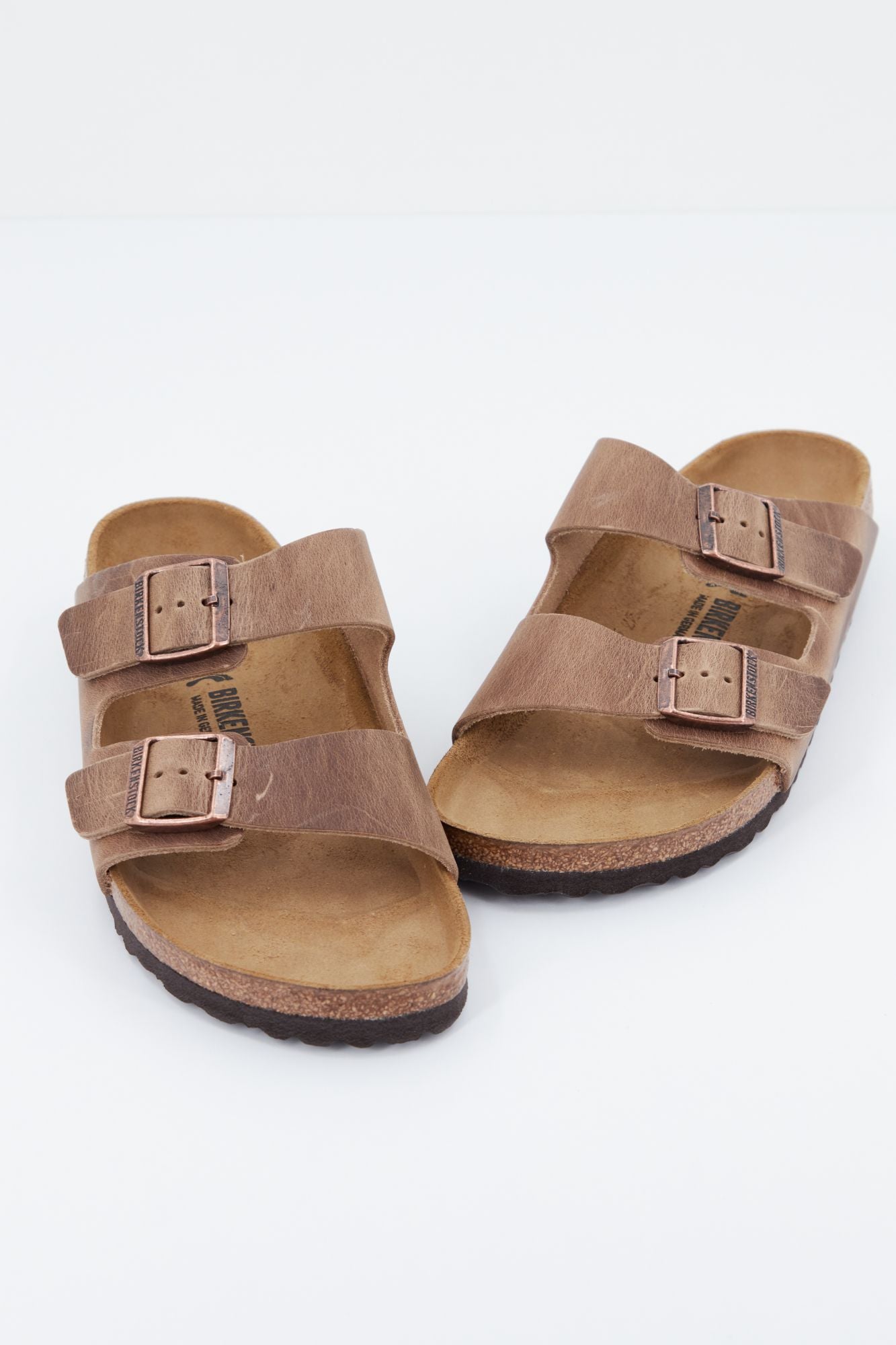 BIRKENSTOCK  ARIZONA NU OILED en color MARRON (1)