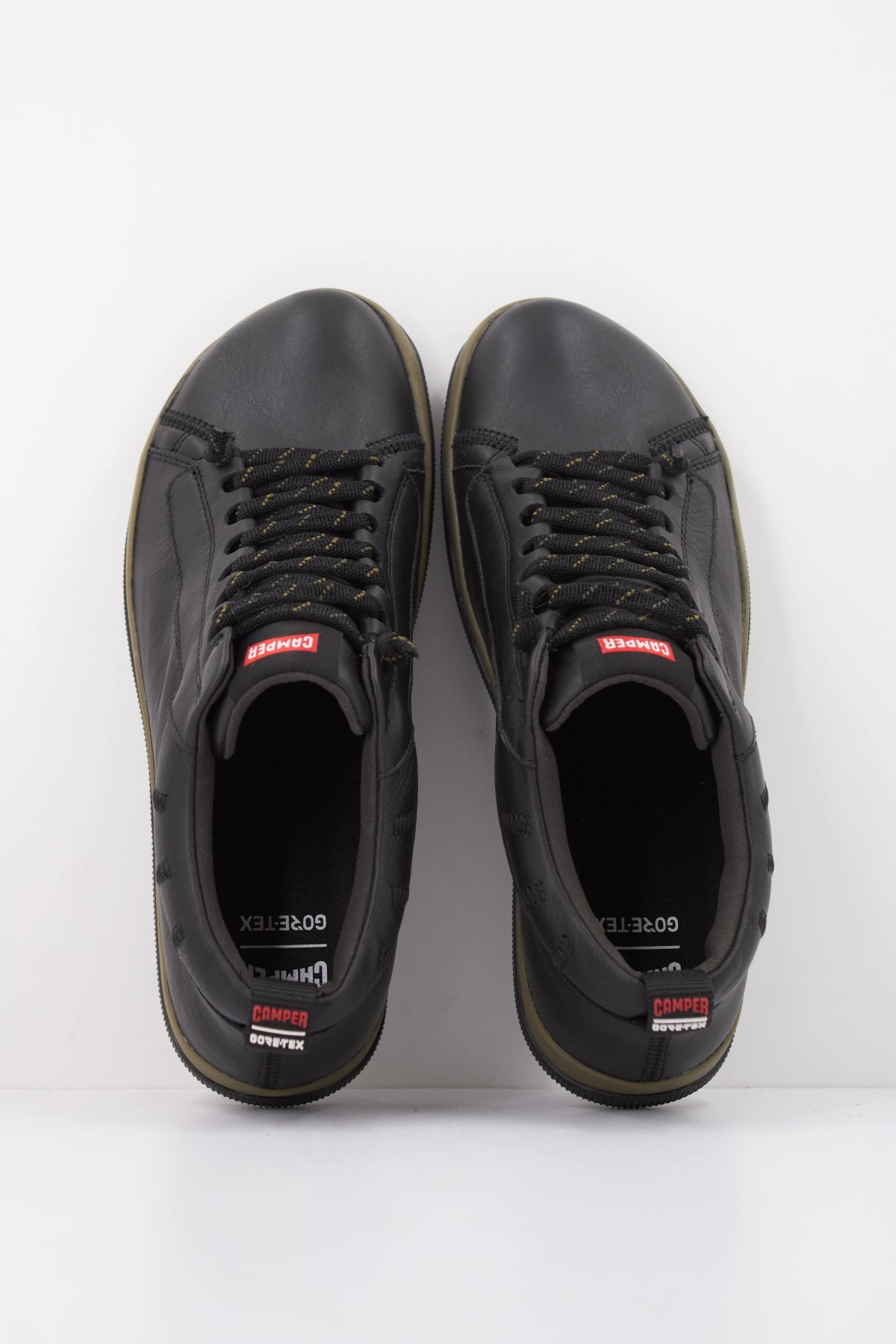 CAMPER GUARD en color NEGRO (3)