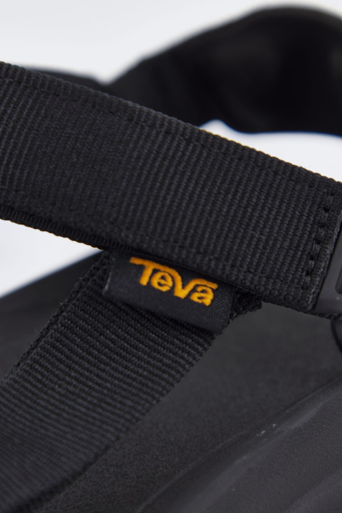 TEVA W HURRICANE XLT AM en color NEGRO (4)