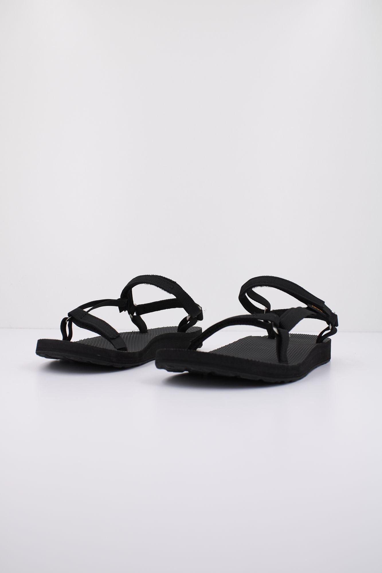 TEVA W ORIGINAL UNIVERSAL SLIM en color NEGRO (2)