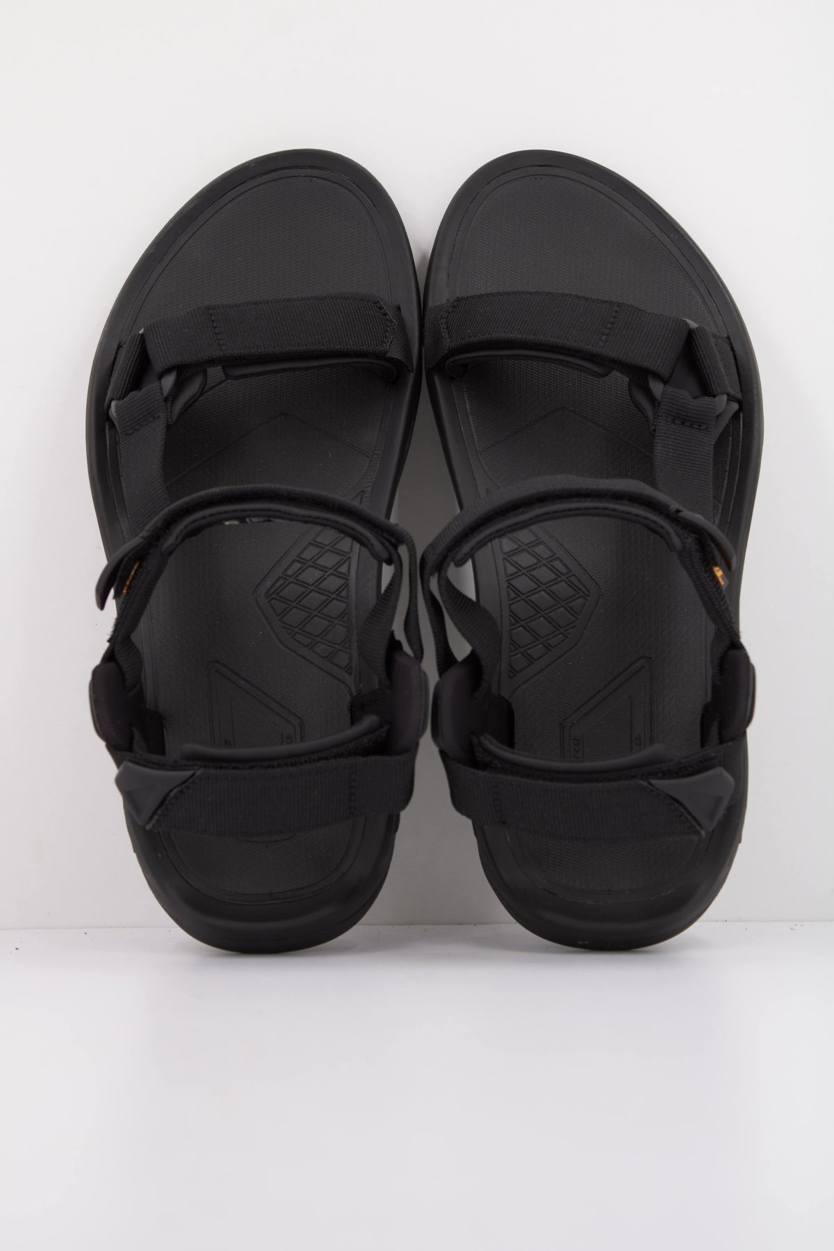 TEVA M TERRA FI 5 UNI en color NEGRO (3)