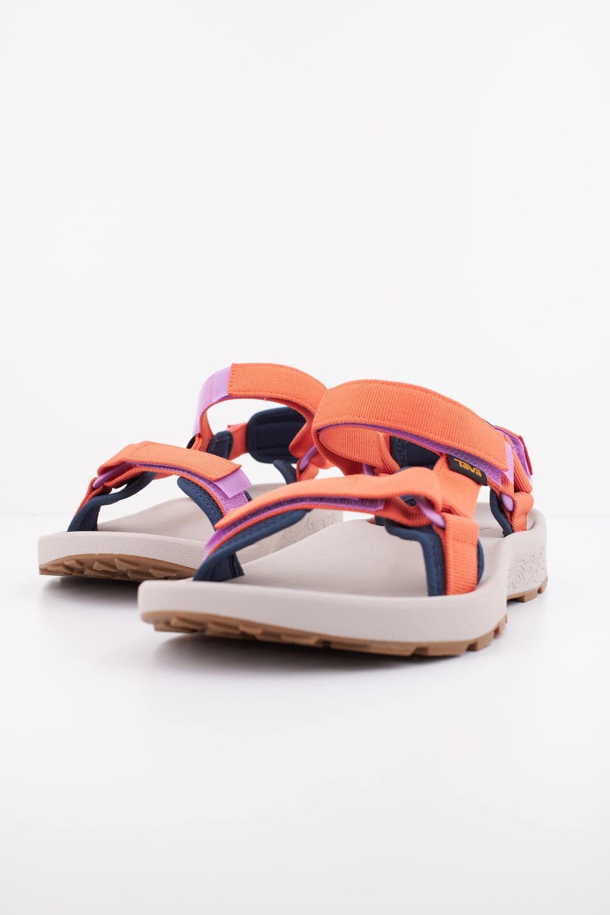 TEVA W HYDRATREK en color NARANJA (2)