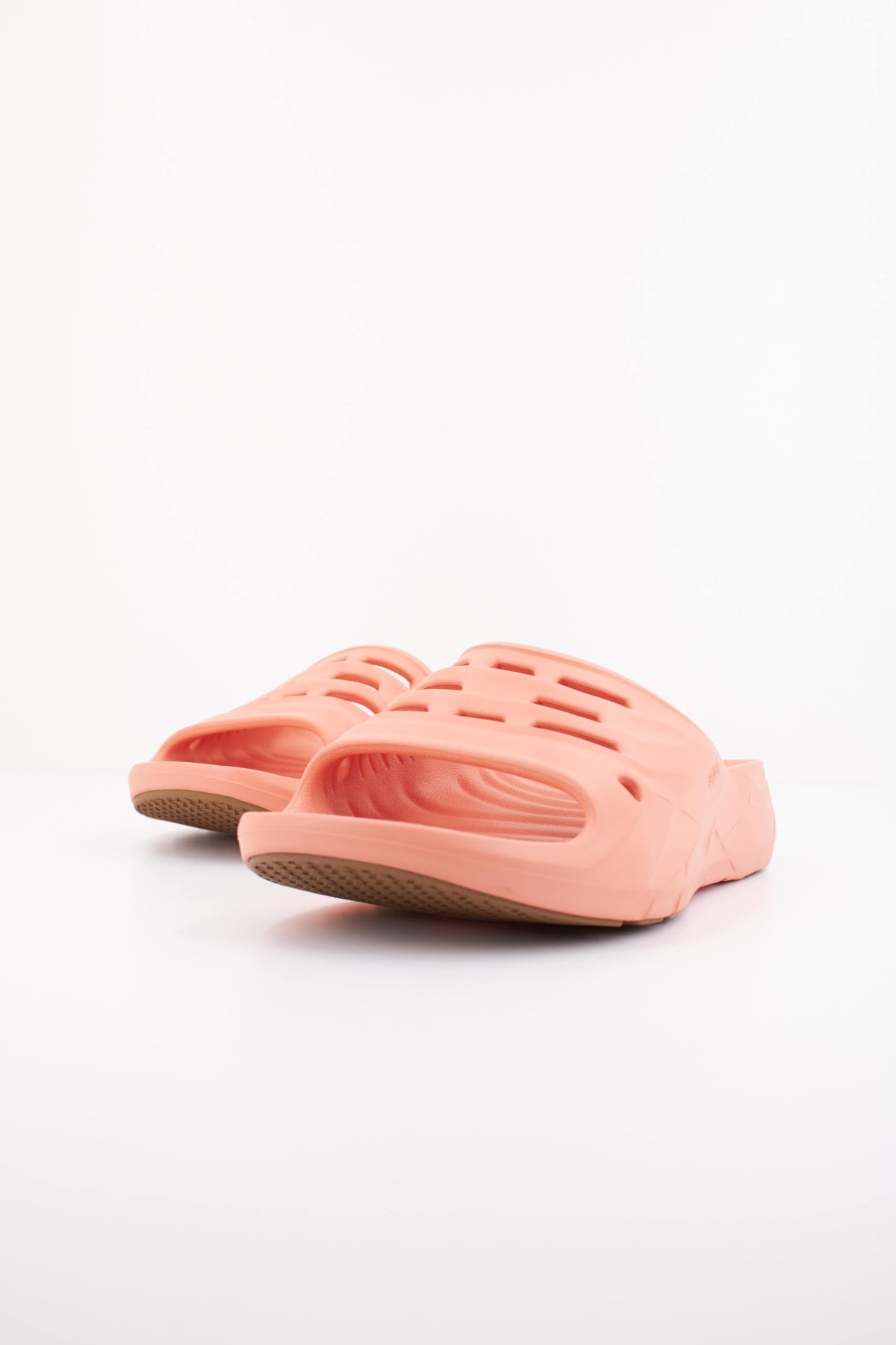 TEVA W APRETRAIL en color NARANJA (2)