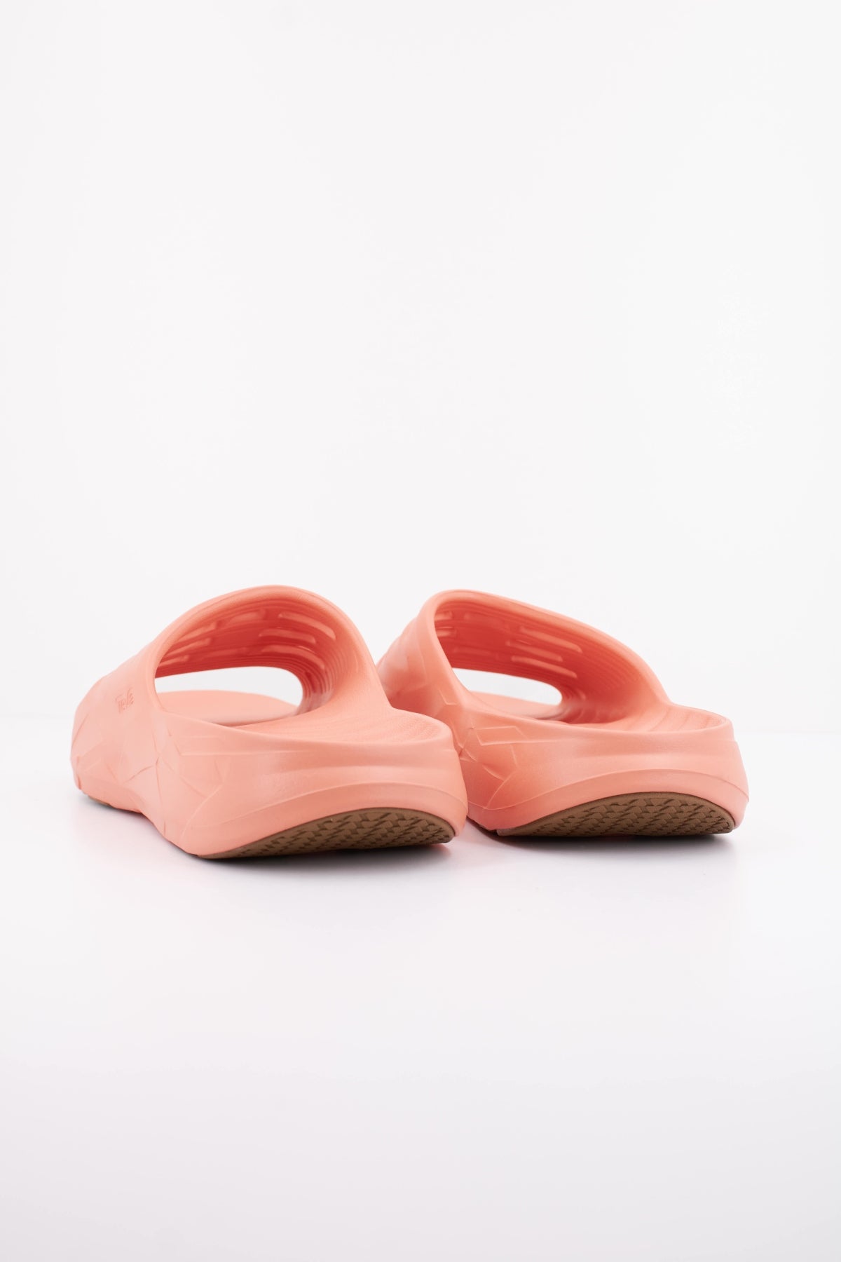 TEVA W APRETRAIL en color NARANJA (4)