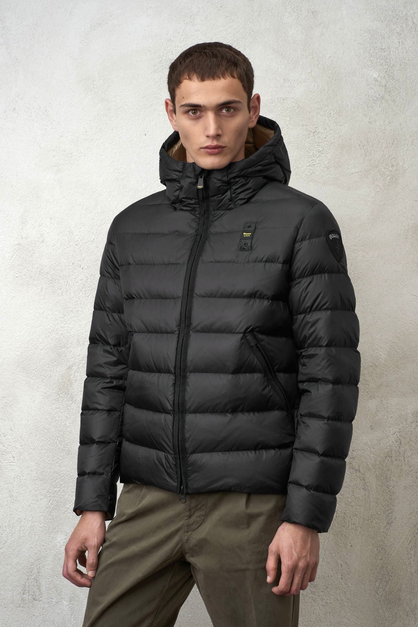 BLAUER GIUBBINI CORTI IMBOTTITO en color NEGRO (1)