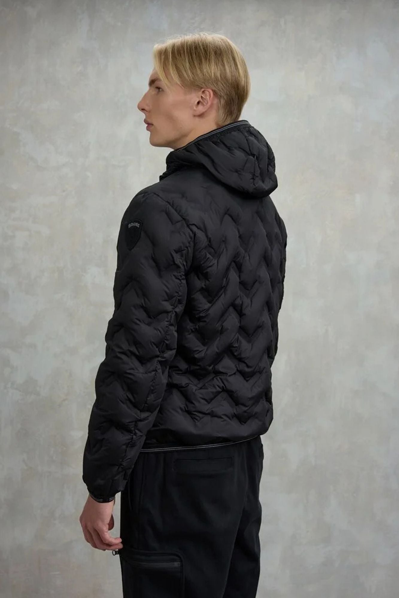 BLAUER PIERY en color NEGRO (3)