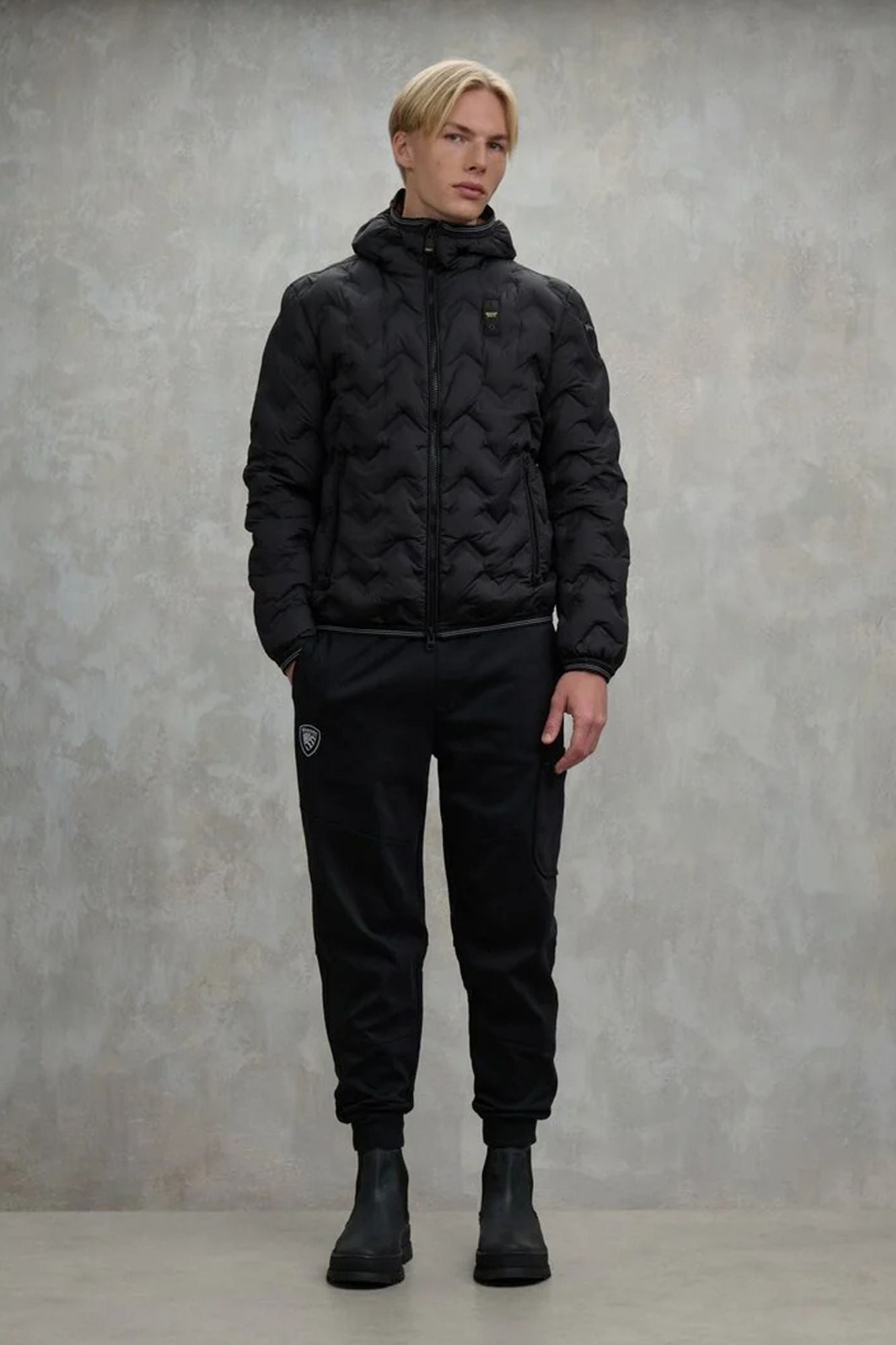 BLAUER PIERY en color NEGRO (4)