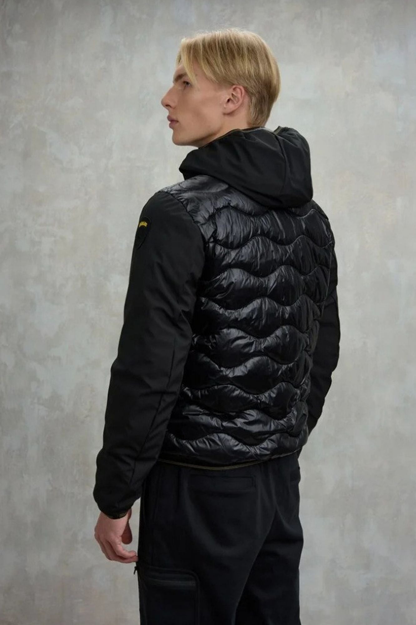 BLAUER  BALLARD  en color NEGRO (3)