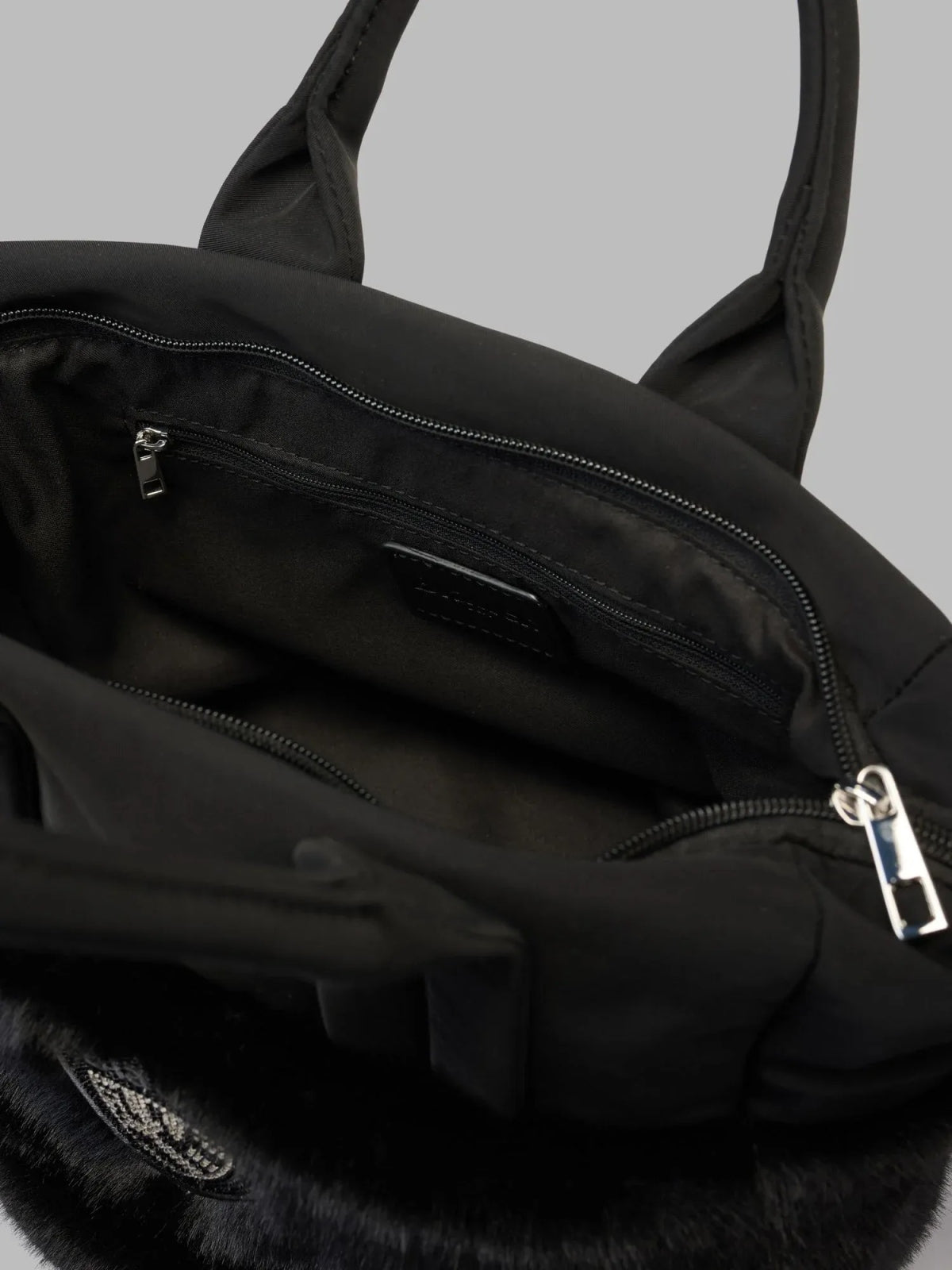 BLAUER POLYESTER NYLON TOTE BAG PADDED en color  (2)