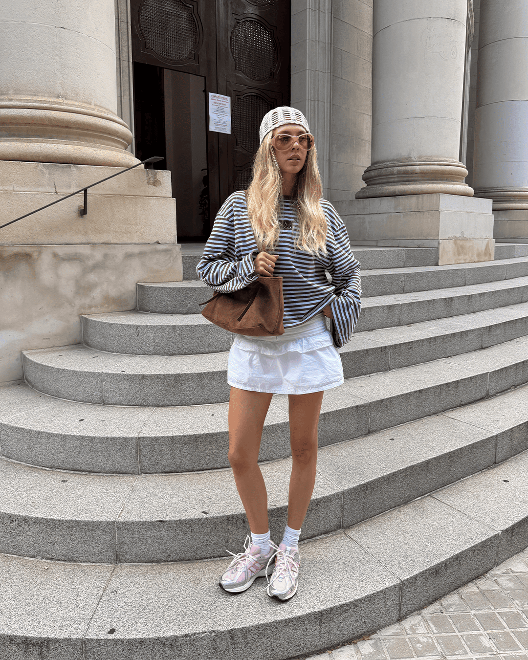 Look sport de @melaniemosi con sneakers NEW BALANCE