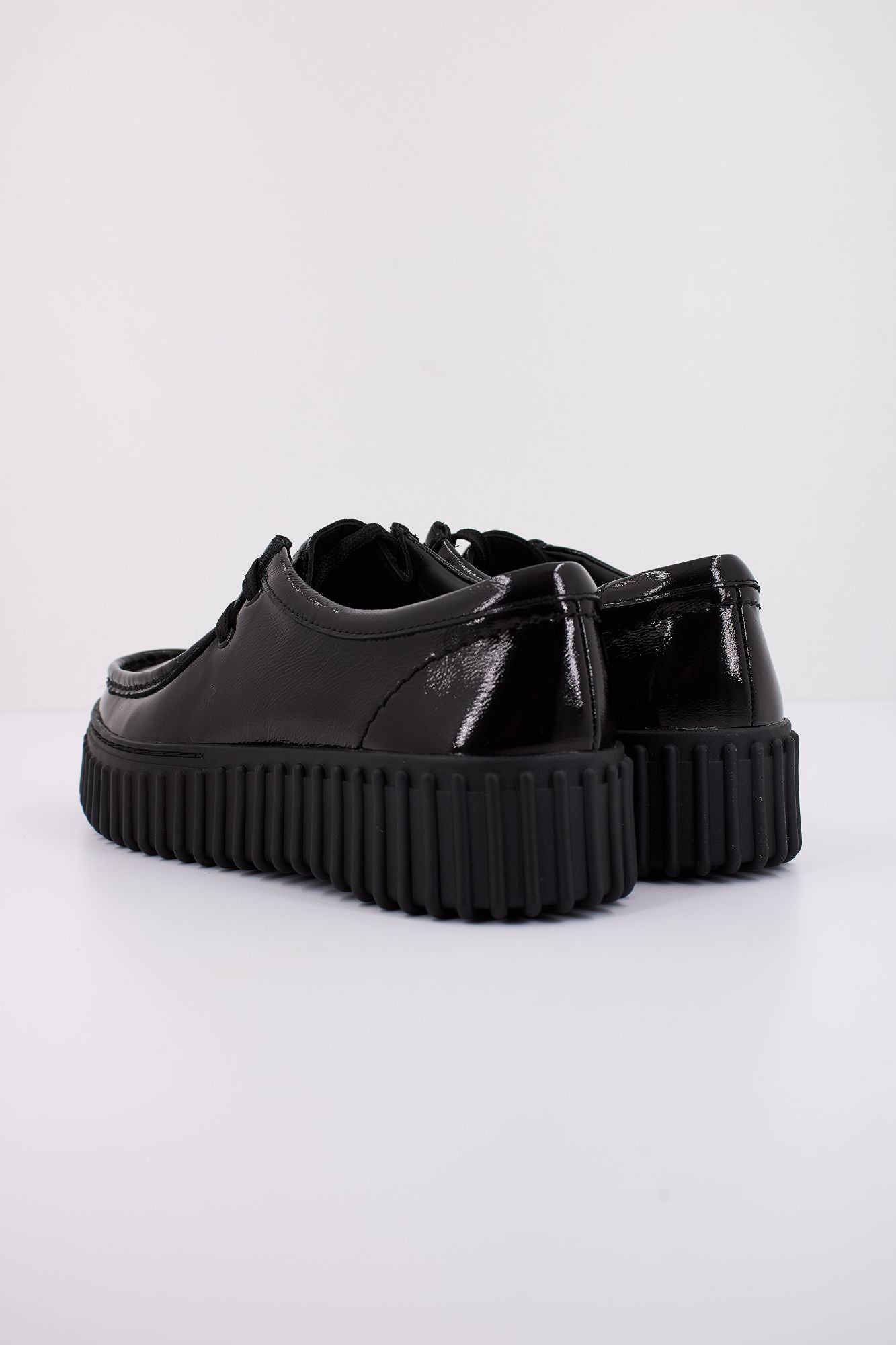 CLARKS TORHILL BEE en color NEGRO (4)