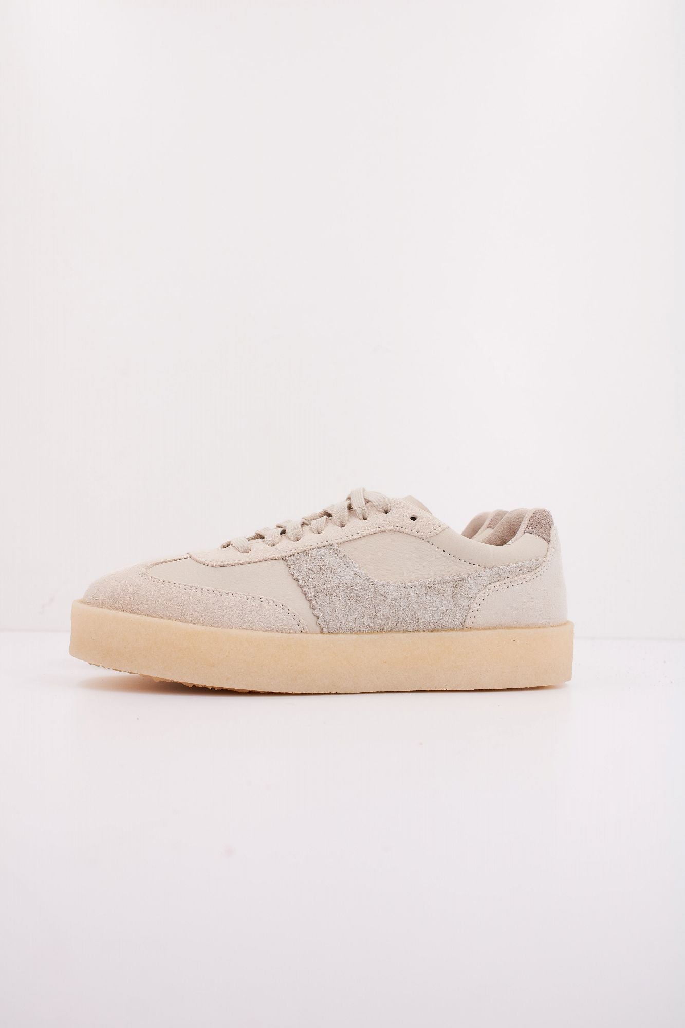 CLARKS TOR 80 en color BEIS (1)