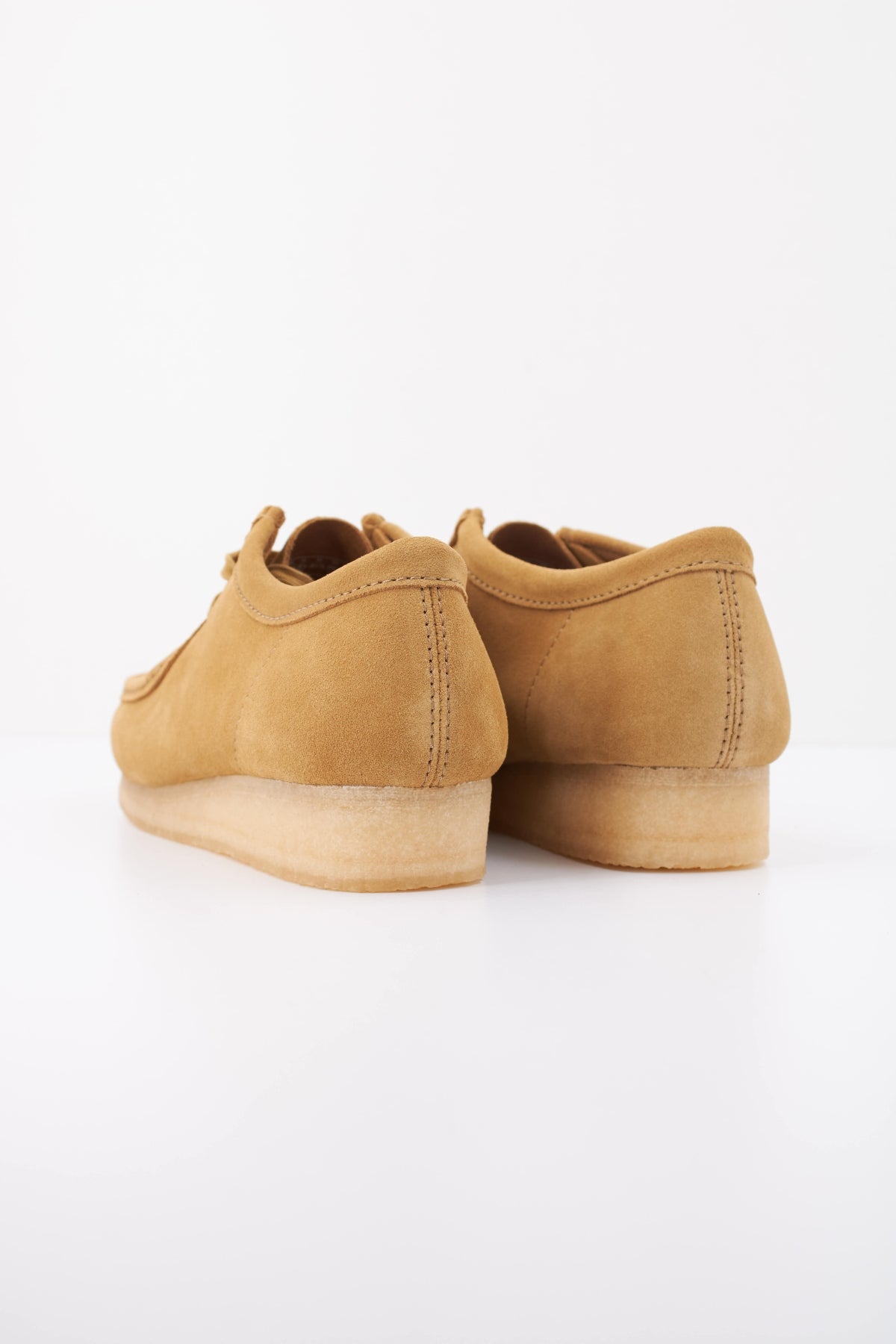 CLARKS WALLABEE en color AMARILLO (4)