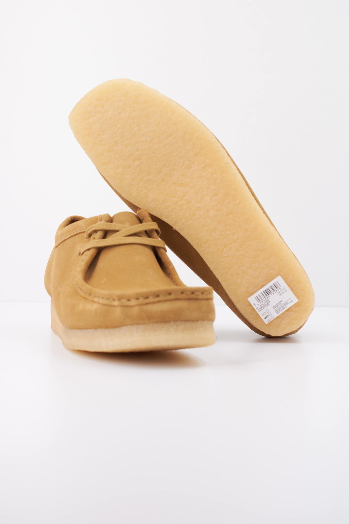 CLARKS WALLABEE en color AMARILLO (5)