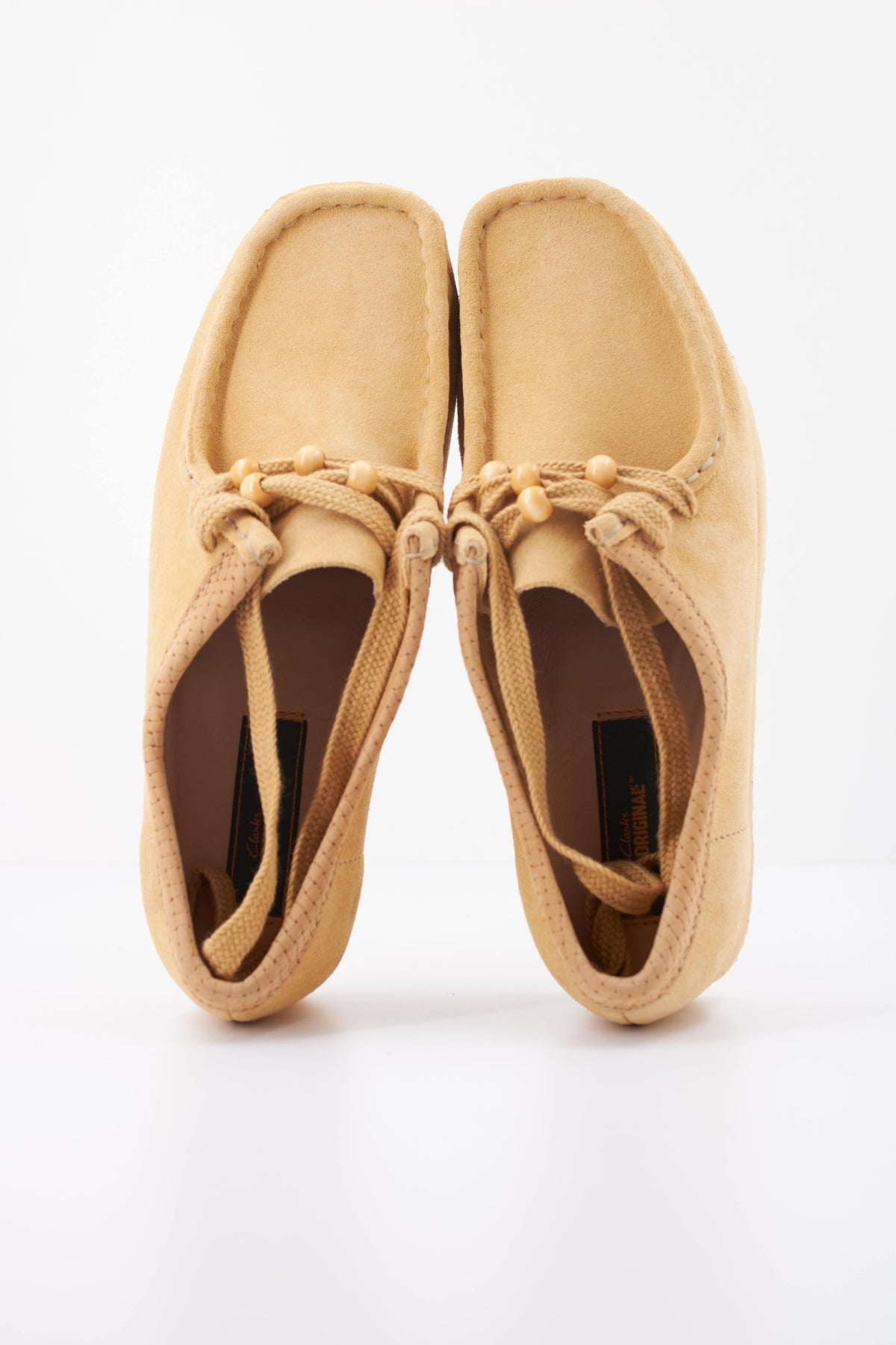 CLARKS WALLABEE GOLDEN en color MARRON CLARO (5)
