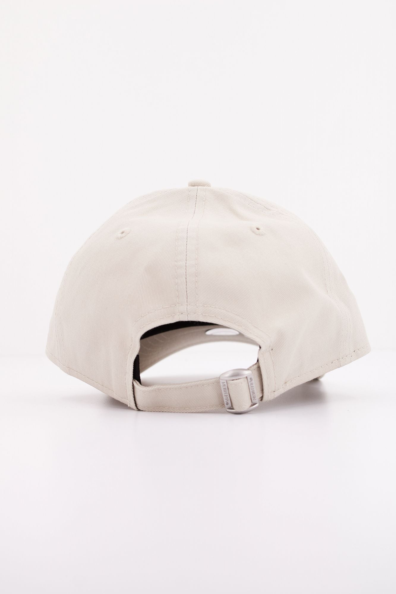 NEW ERA LEAGUE ESSENTIAL 9FORTY en color BEIS (3)