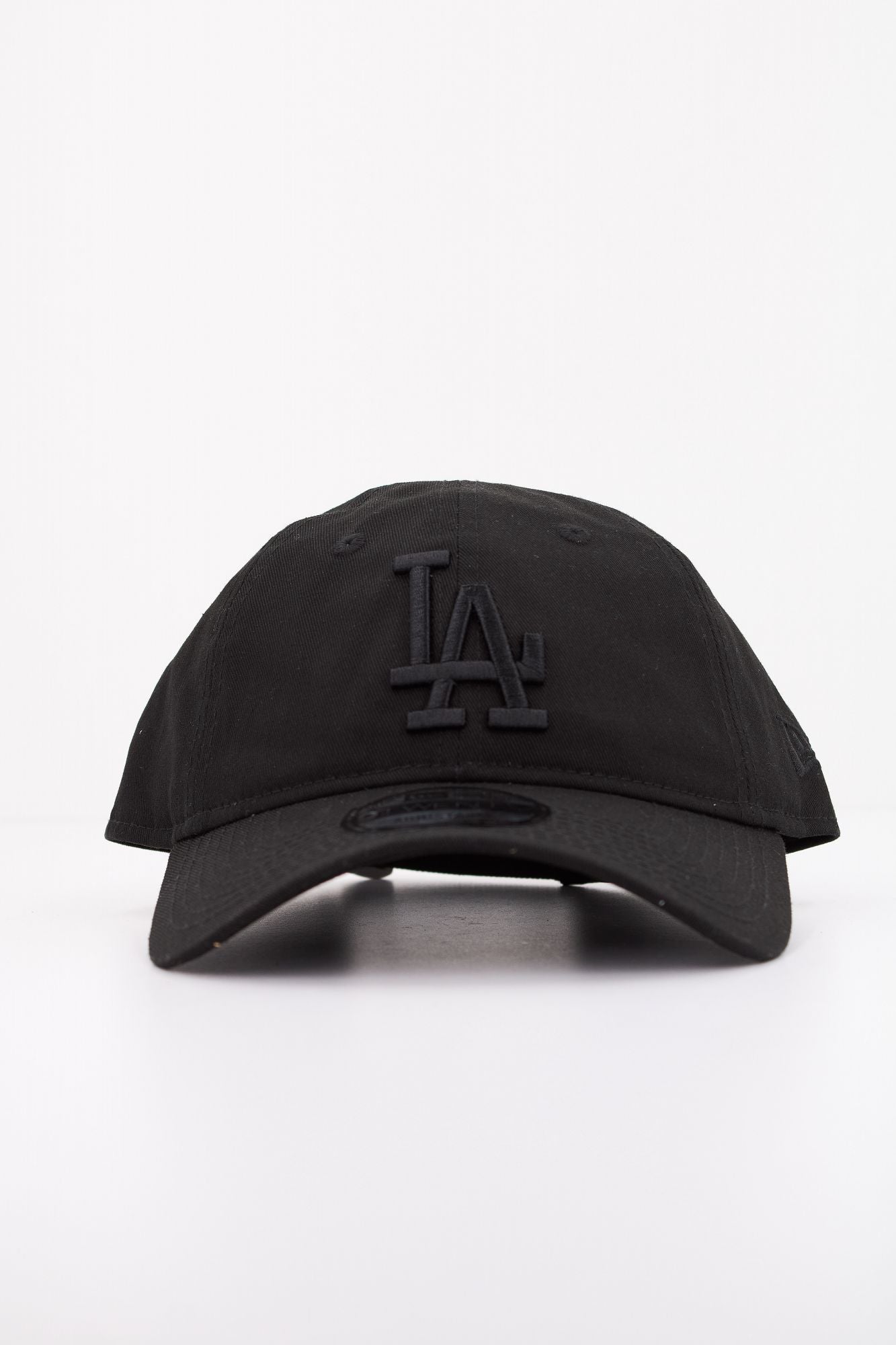 NEW ERA  NOS LEAGUE ESS en color NEGRO (1)