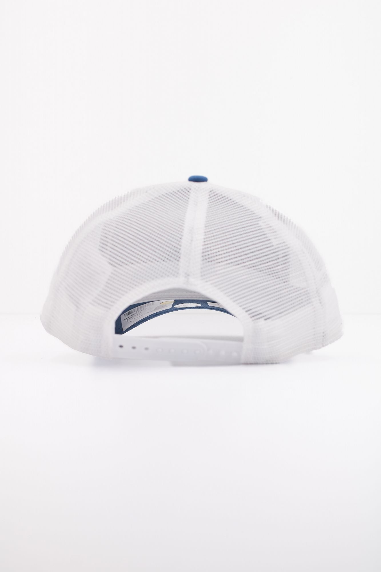 NEW ERA  MLB RHINESTONE TRUCKER N en color AZUL (3)