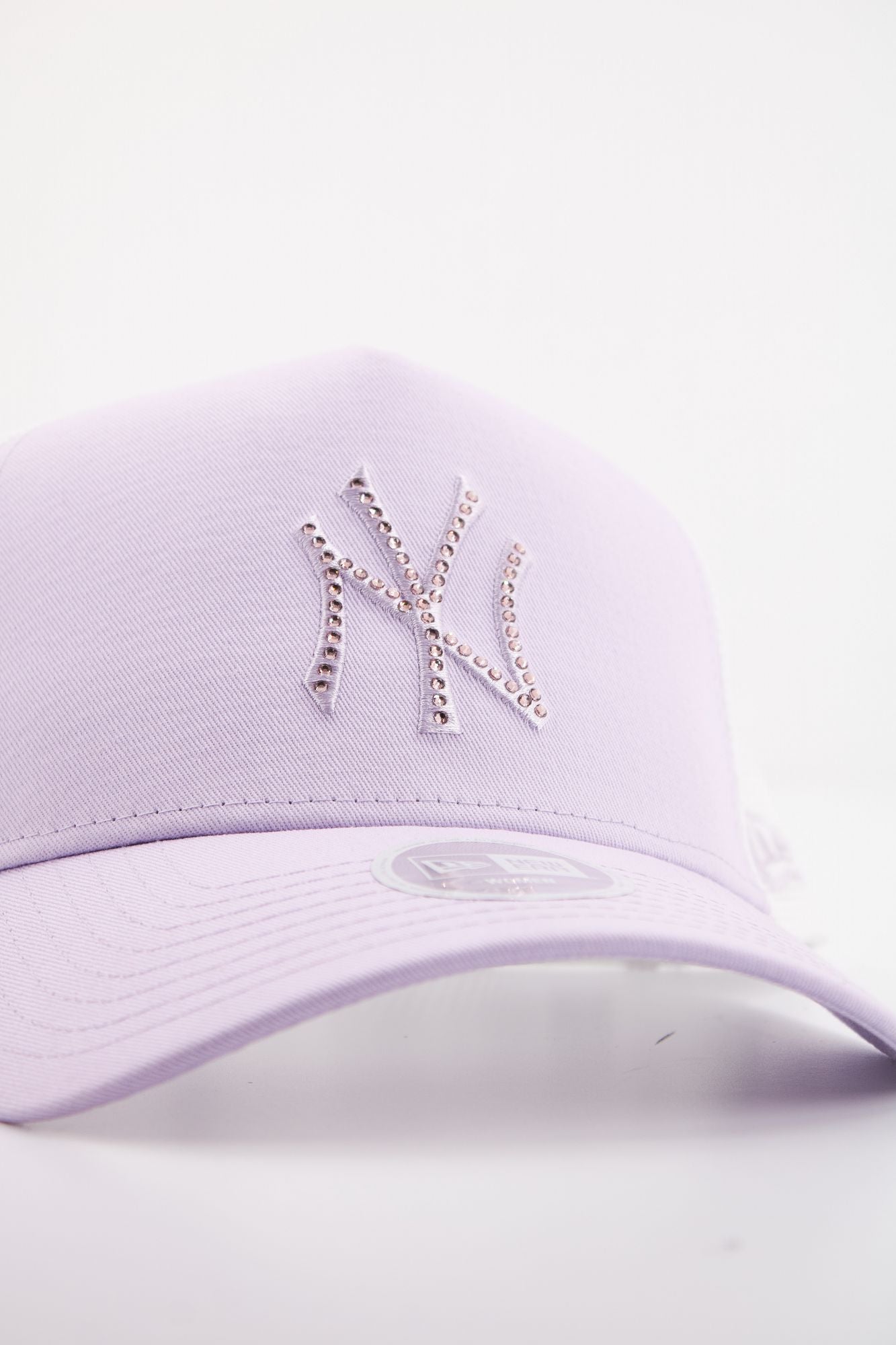 NEW ERA MLB RHINESTONE TRUCKER N en color VIOLETA (4)