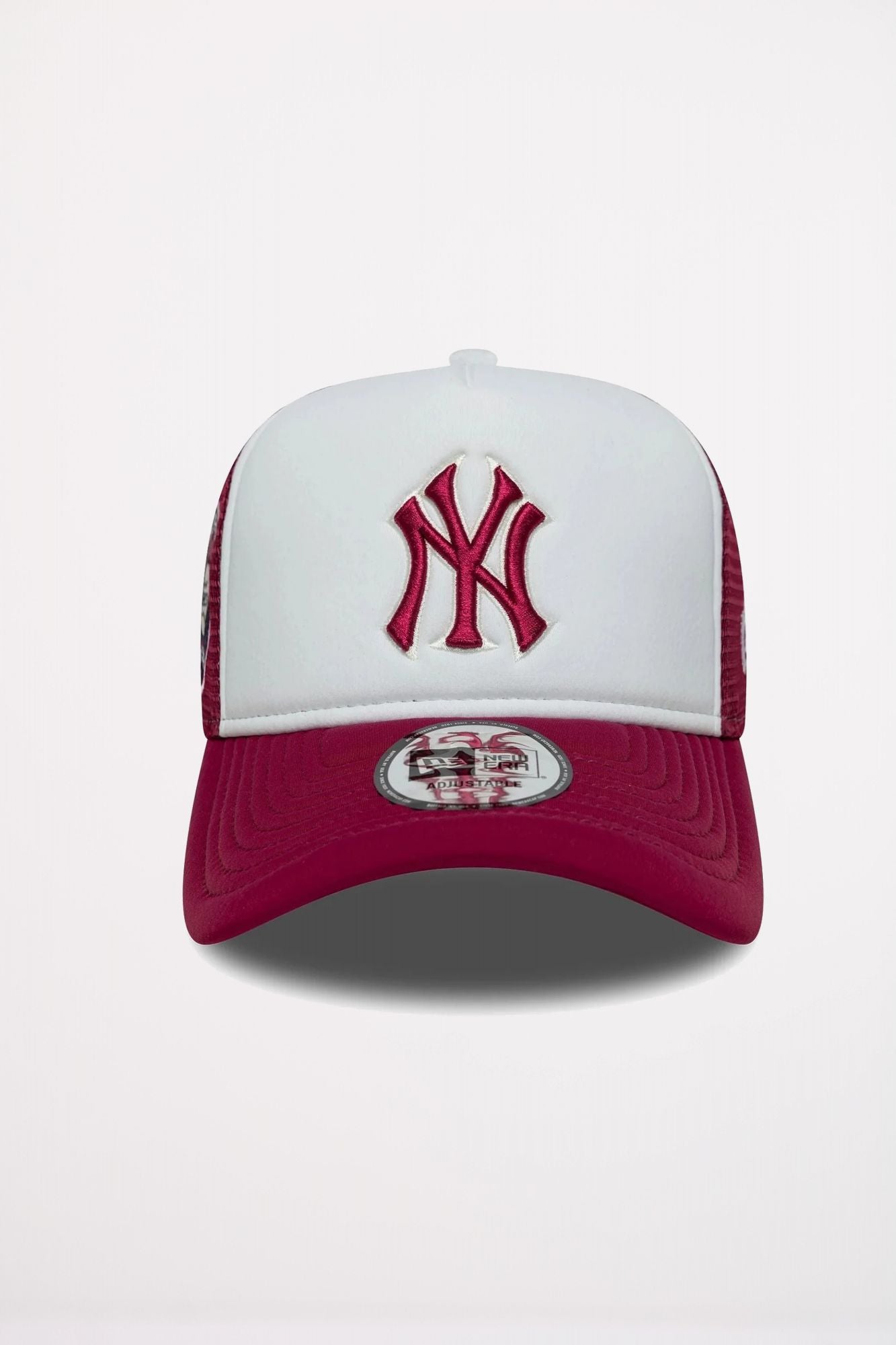 NEW ERA NEW YORK YANKEES MLB WORLD SERIES DARK RED 9FORTY E-FRAME TRUCKE en color BLANCO (2)