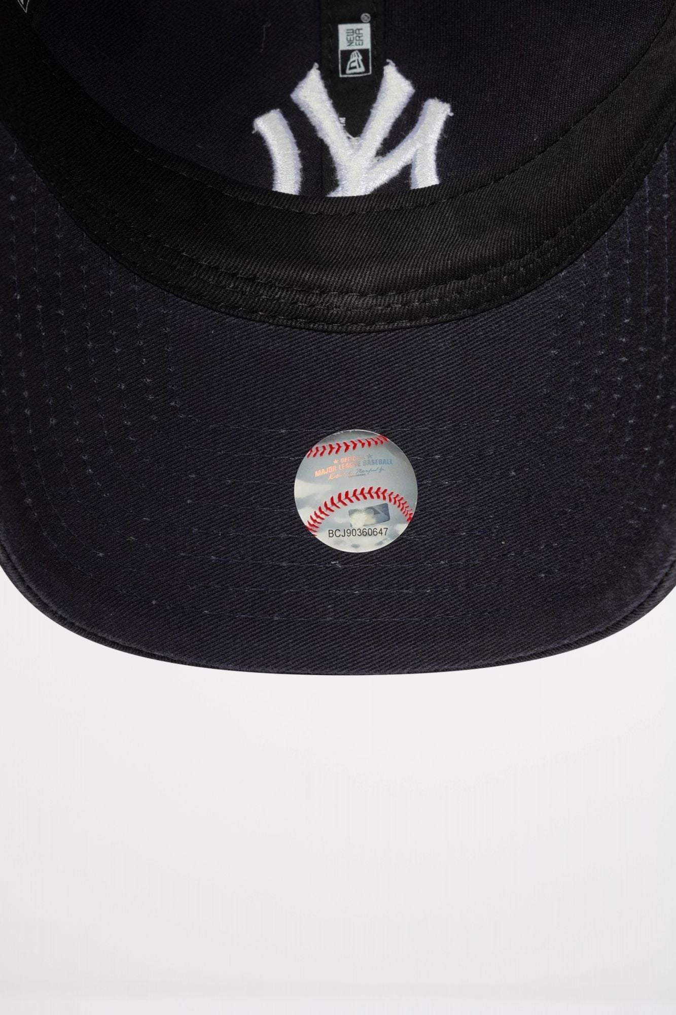 NEW ERA NEW YORK YANKEES MLB WASHED 9TWENTY TRUCKER en color AZUL (5)