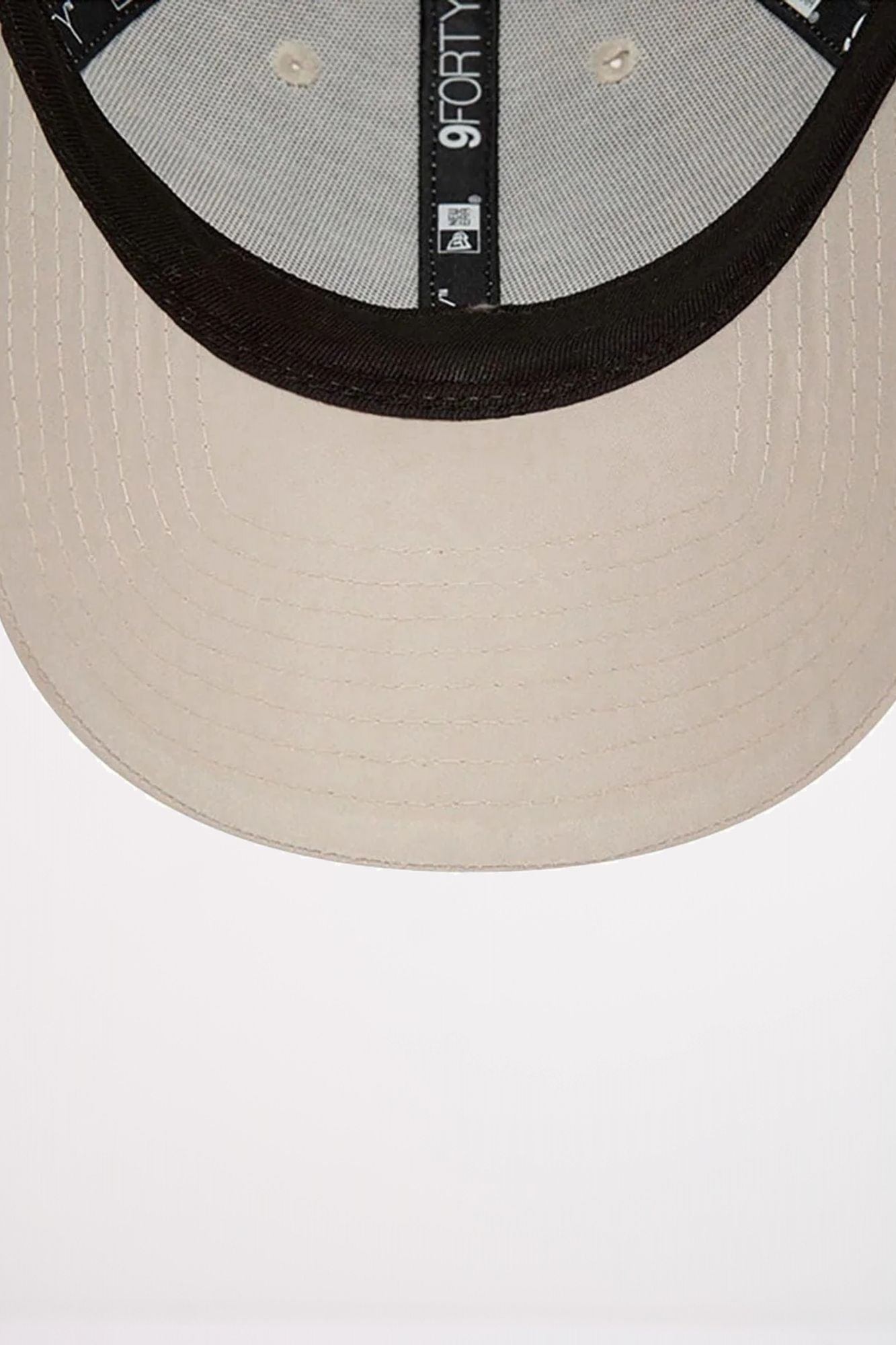 NEW ERA 160966 en color BEIS (5)