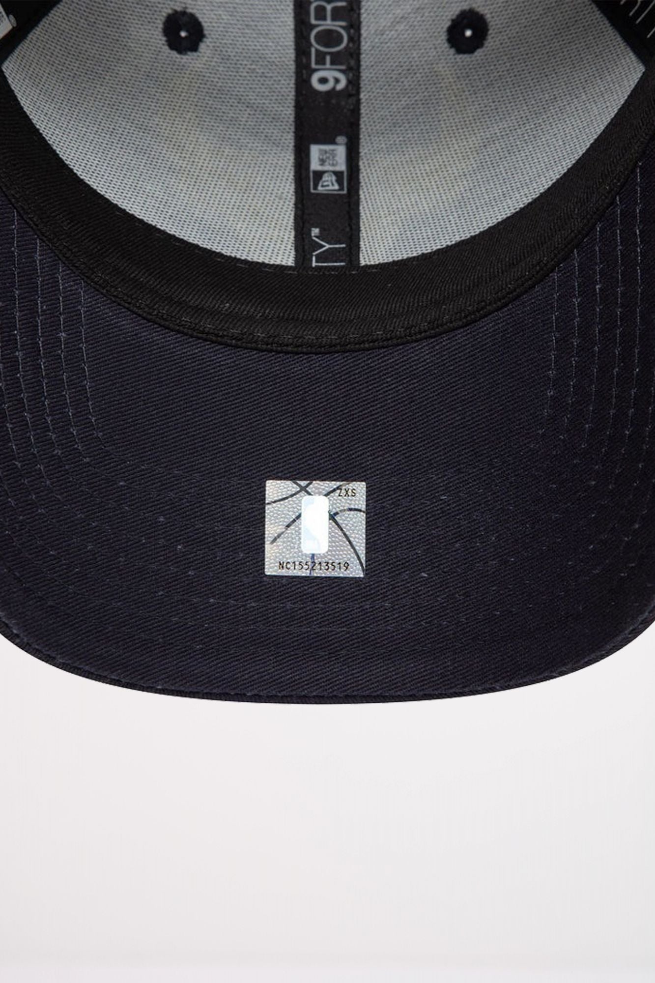 NEW ERA METALLIC 9FORTY CHIBUL en color AZUL (5)
