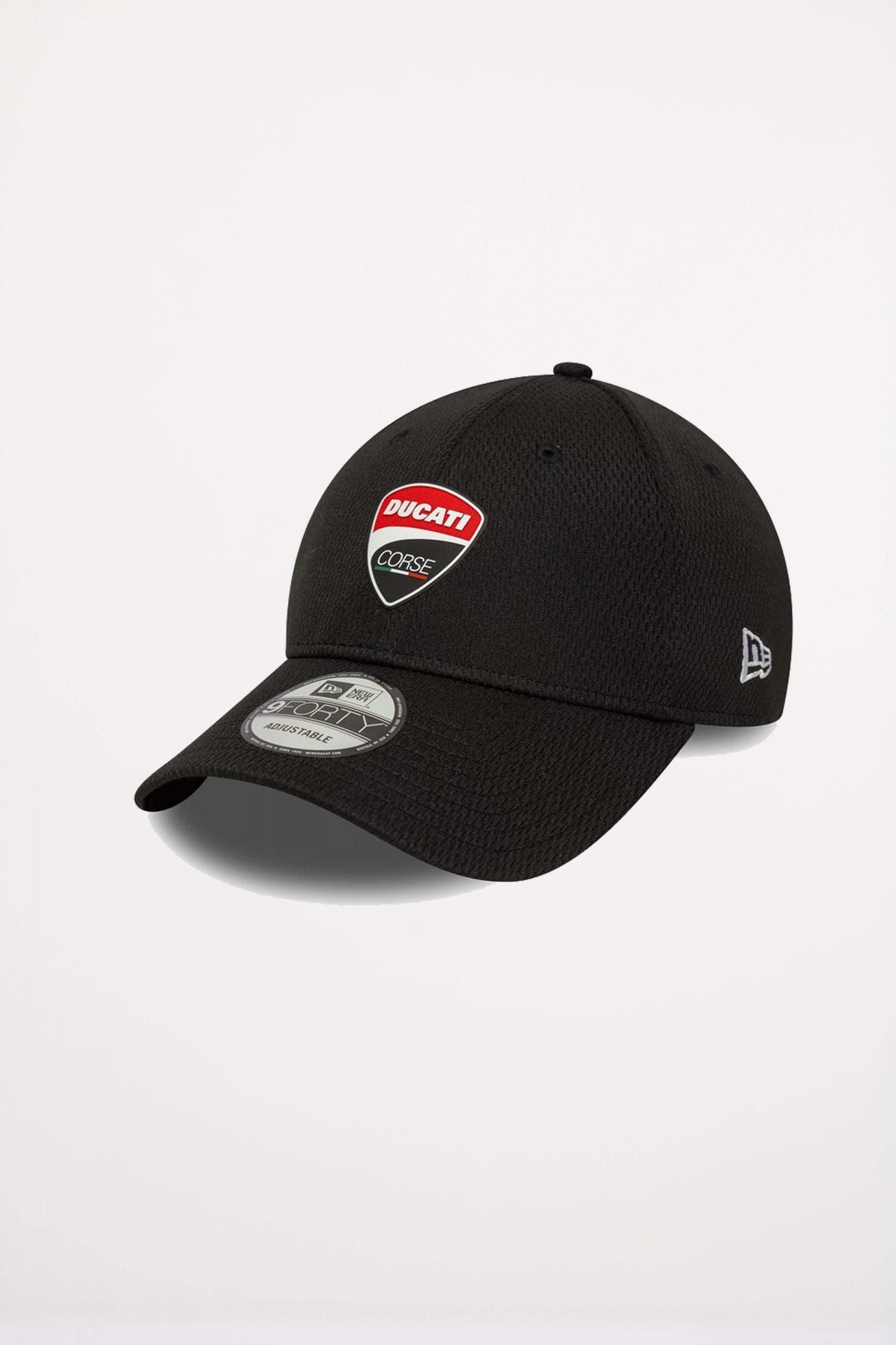 NEW ERA DASHMARK MESH 9FORTY DUC en color NEGRO (1)