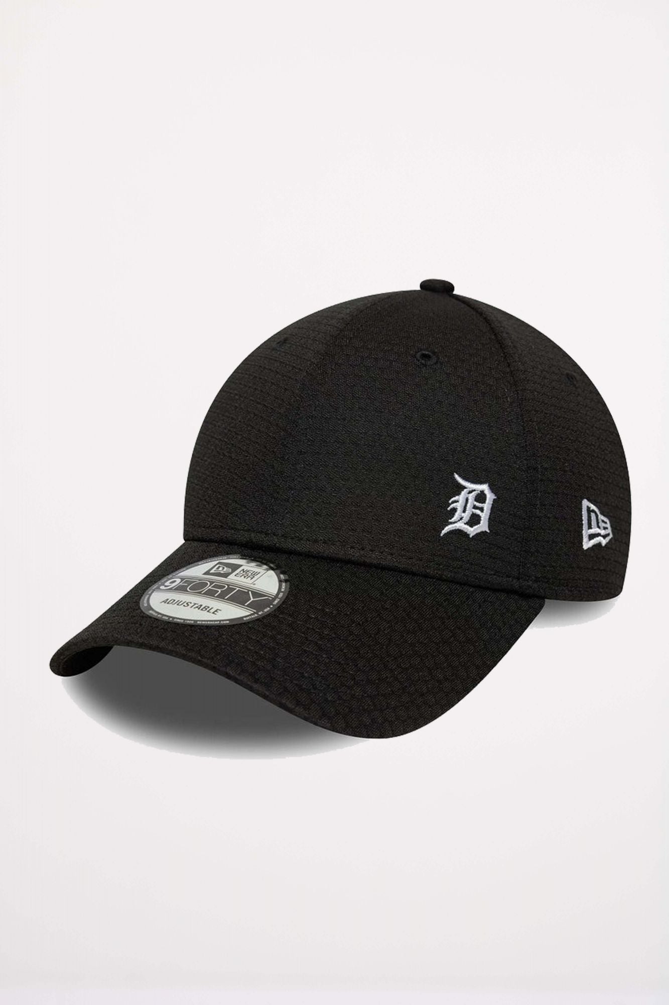 NEW ERA FLAWLESS MESH 9FORTY DET en color NEGRO (1)