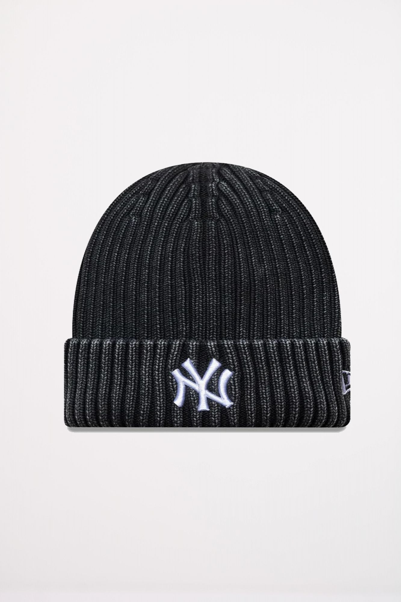 NEW ERA MLB WASHED BEANIE NEYYAN en color NEGRO (1)