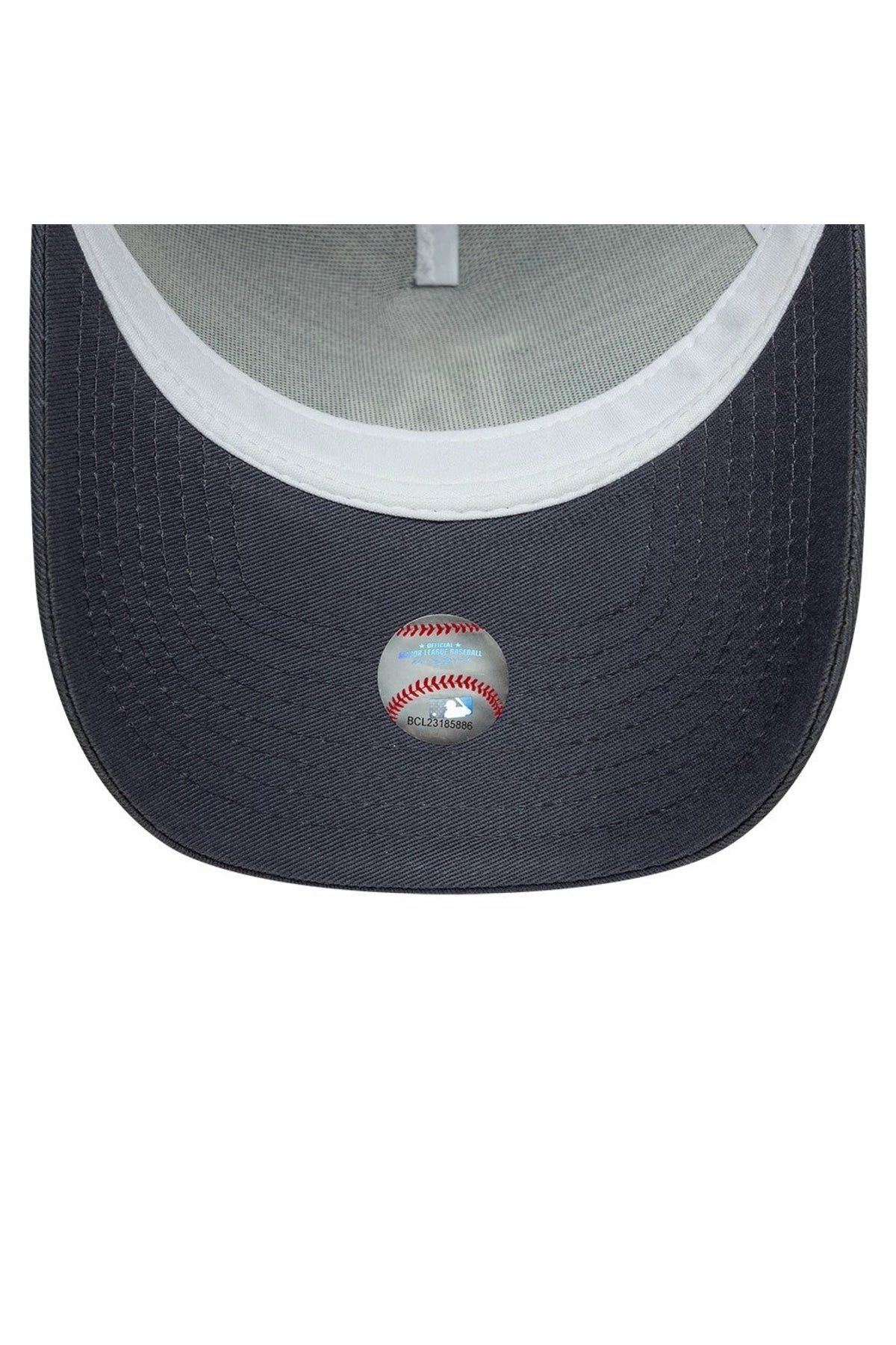NEW ERA LEAGUE ESS TRUCKER LOSDOD en color GRIS (4)