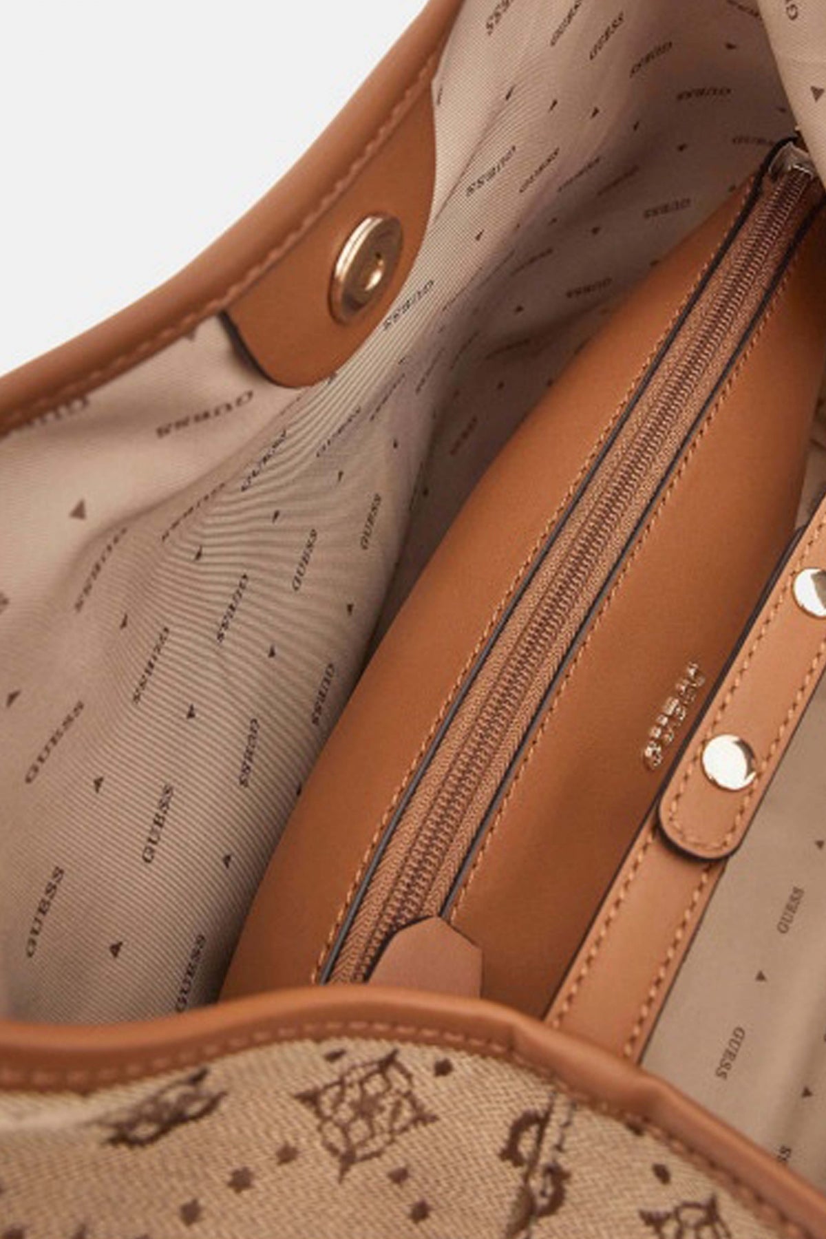 GUESS JANELLE SHOULDER BAG en color MARRON (3)