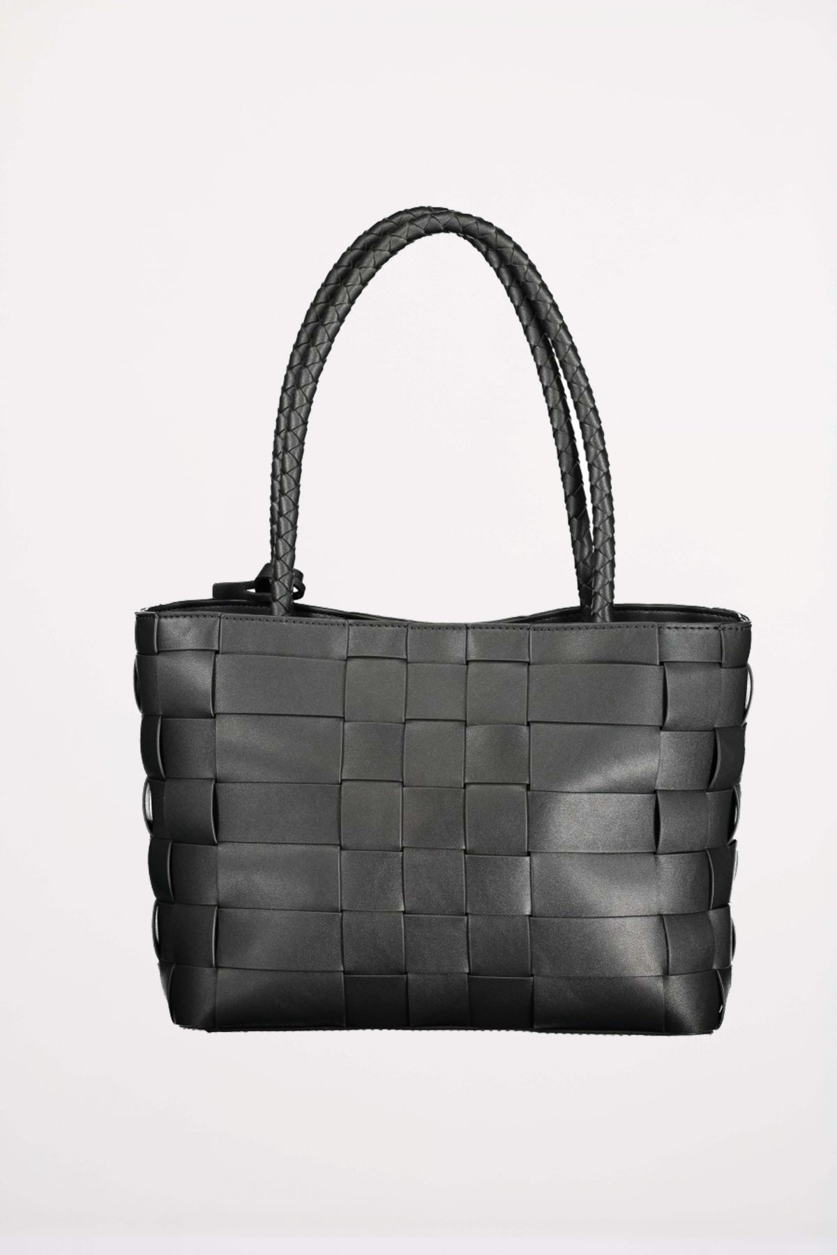 GUESS MAYLEE en color NEGRO (2)