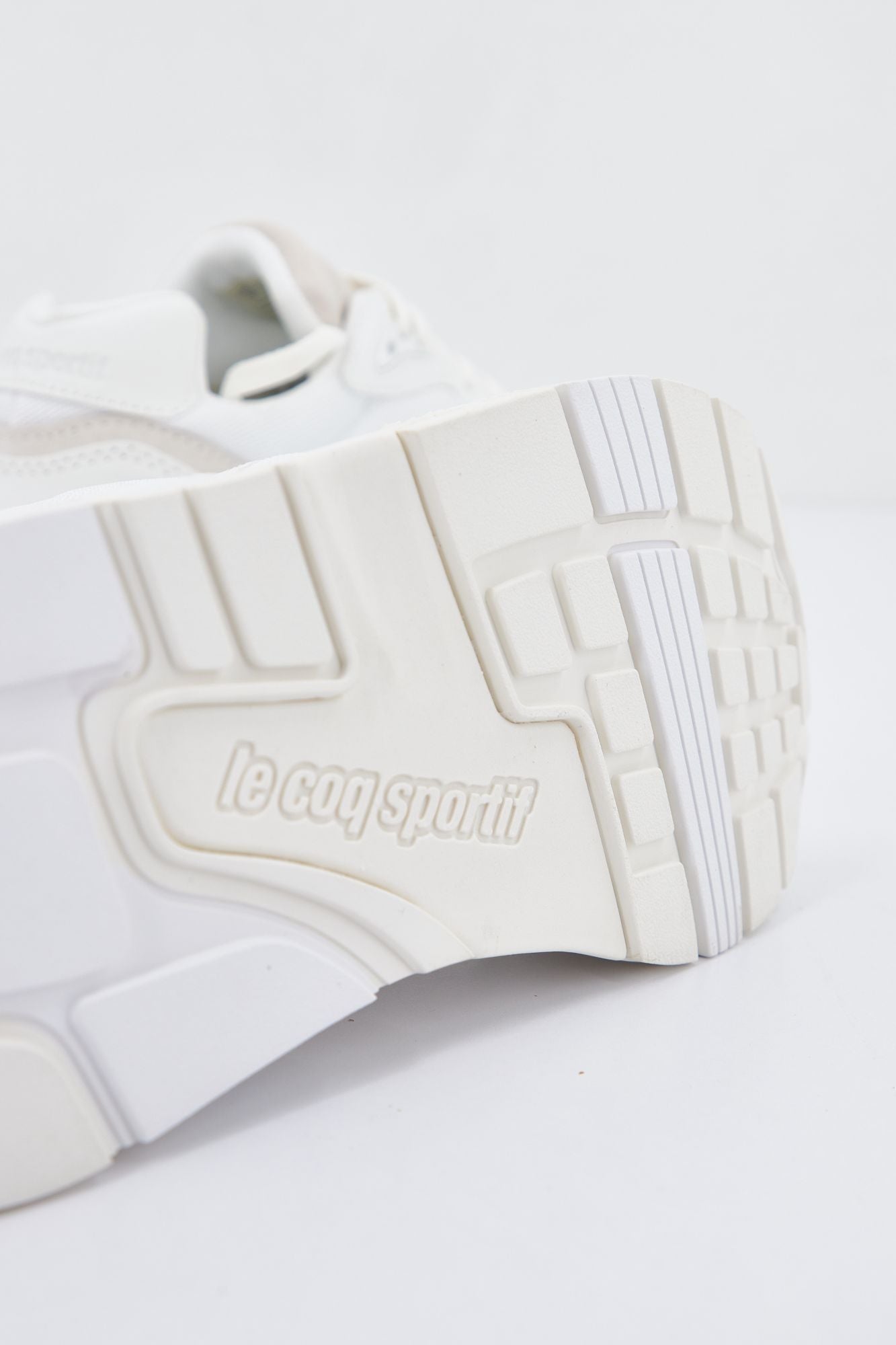 LE COQ SPORTIF LCS R850 W en color BLANCO (4)