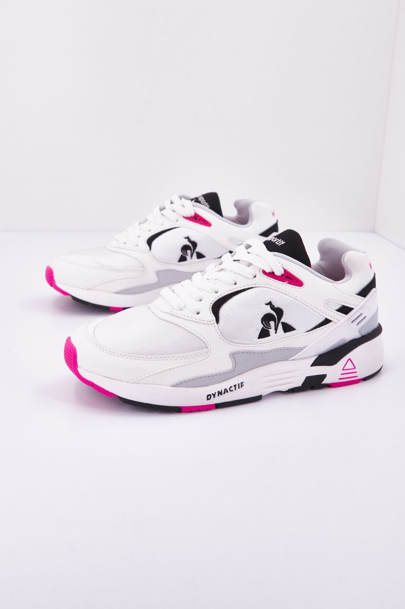 LE COQ SPORTIF  LCS R1000 en color BLANCO (1)