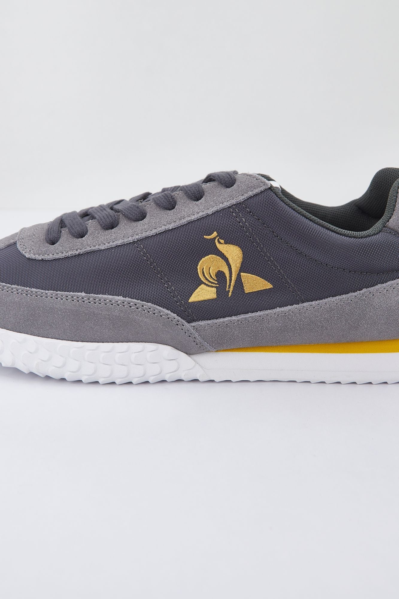 LE COQ SPORTIF  VELOCE en color GRIS (2)