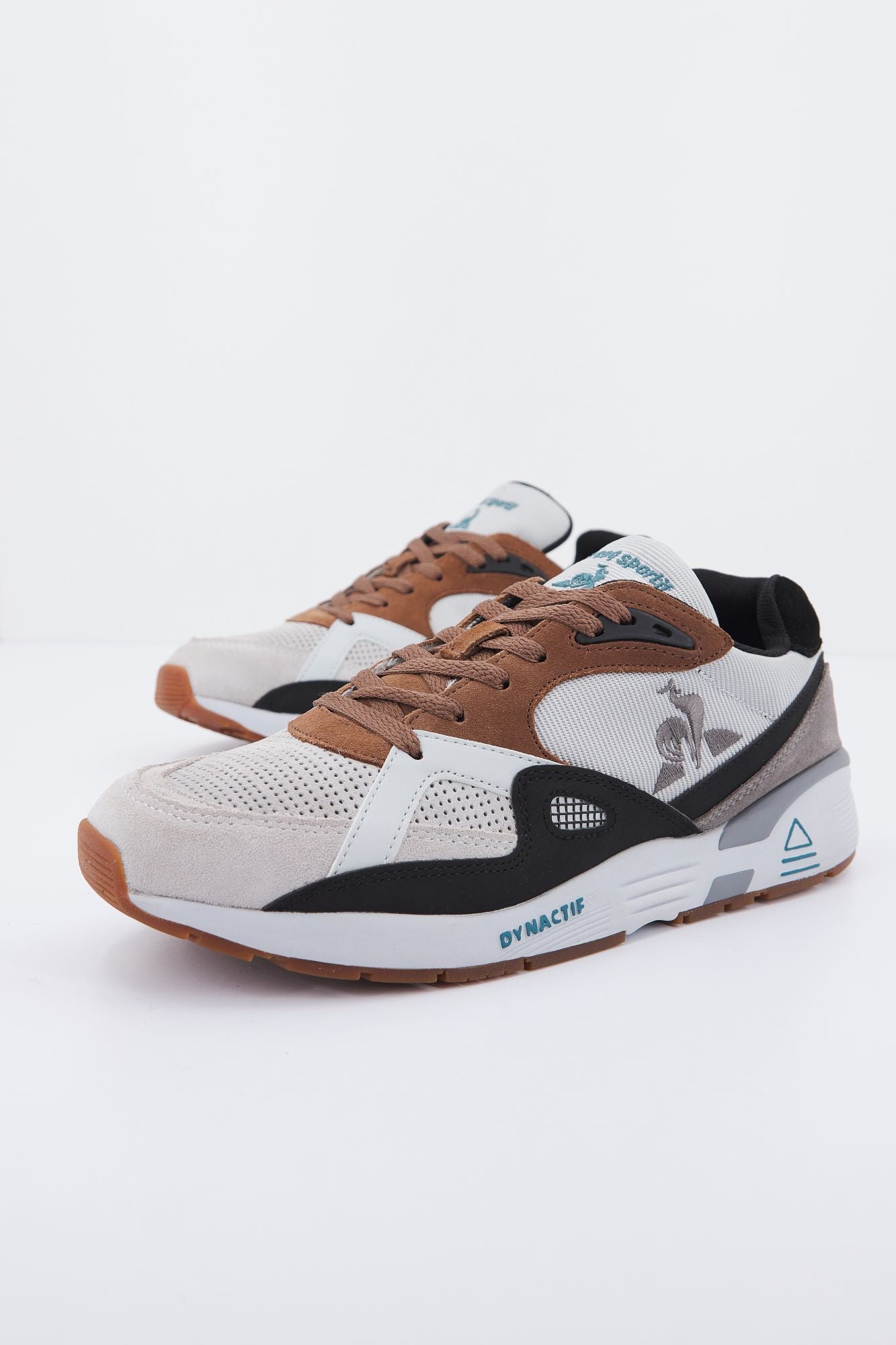 LE COQ SPORTIF  LCS R850 WINTER CRAFT en color GRIS (2)