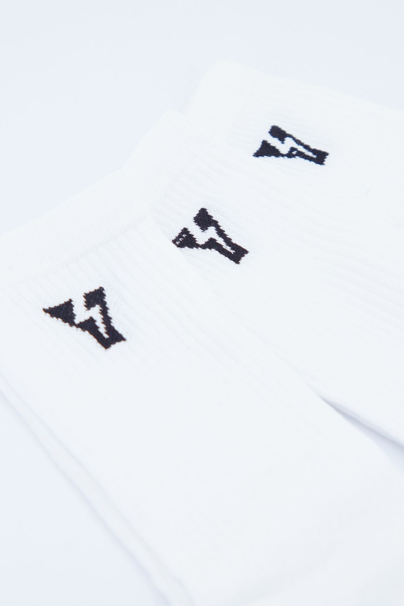 YELLOW THUNDER SOCKS en color BLANCO (1)