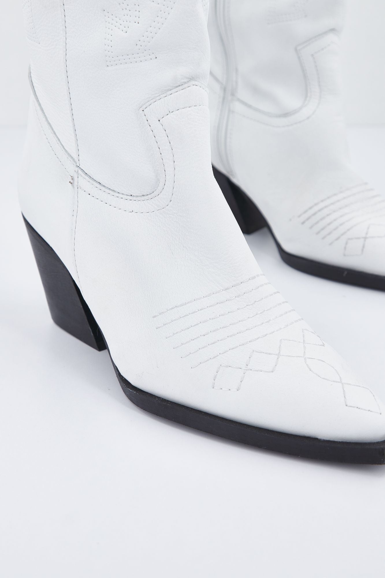 YELLOW DALLAS en color BLANCO (4)