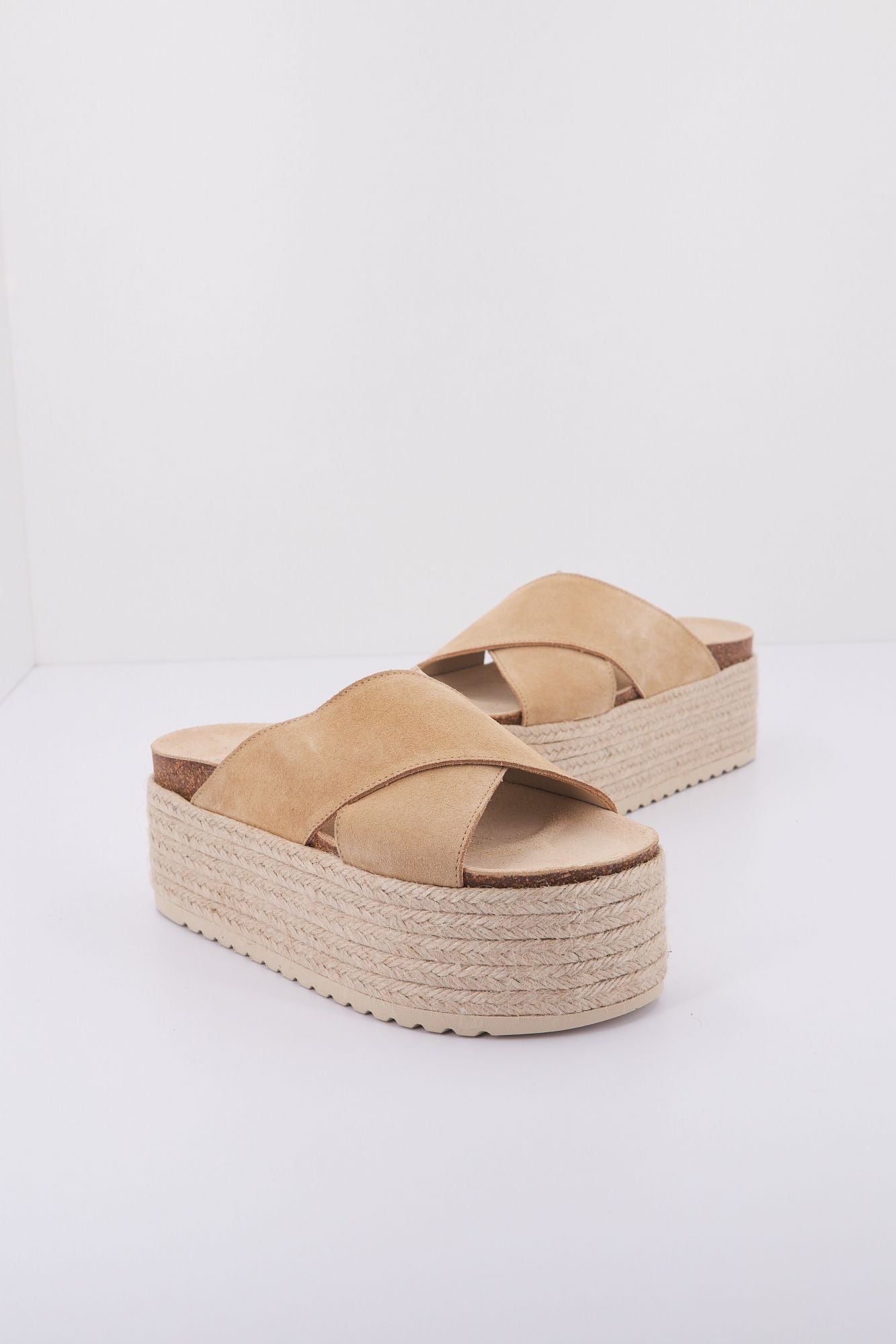 YELLOW ME XL en color BEIS (1)