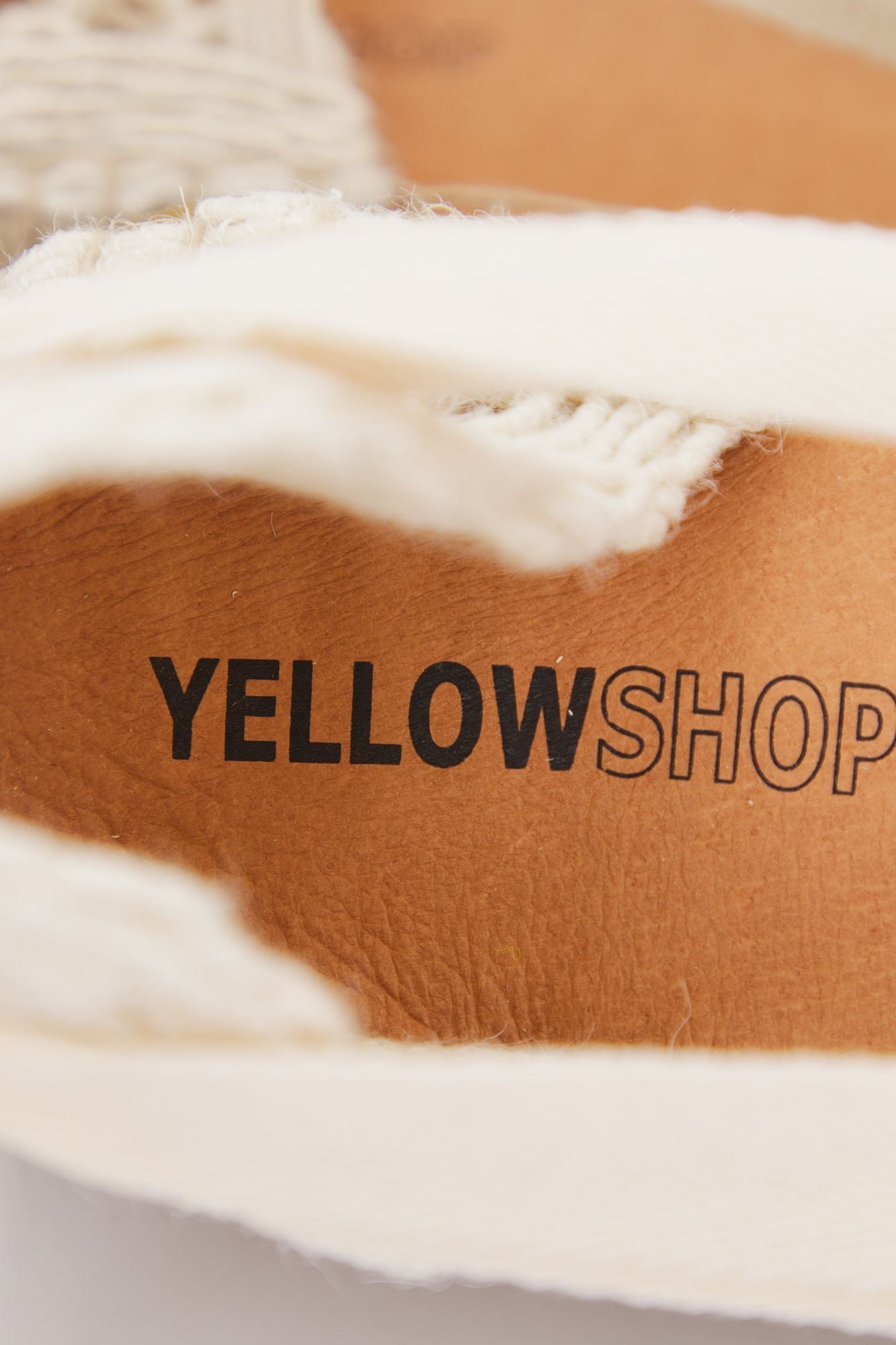 YELLOW MYKOS en color BEIS (4)