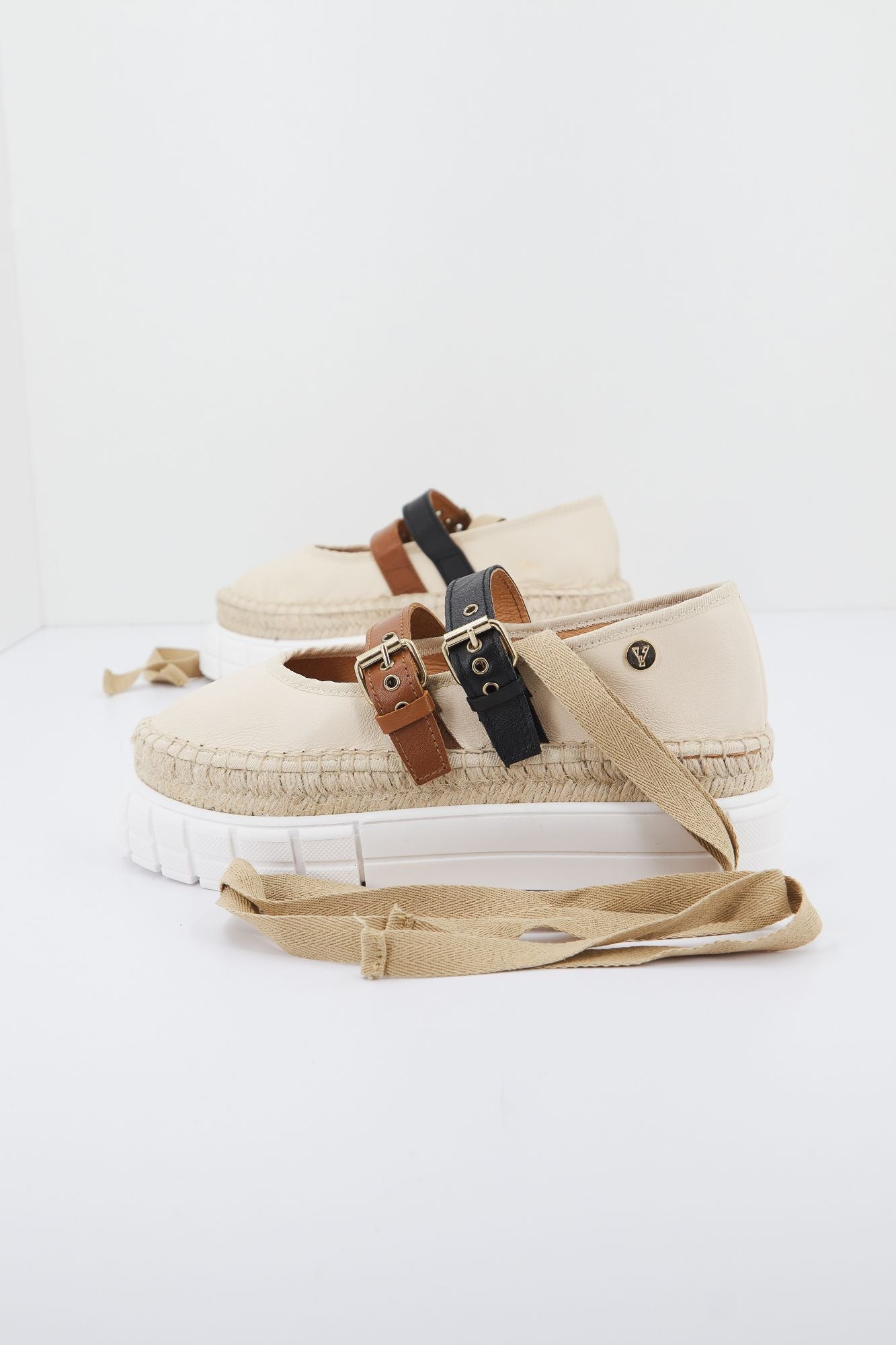 YELLOW MIU en color MARRON CLARO (2)